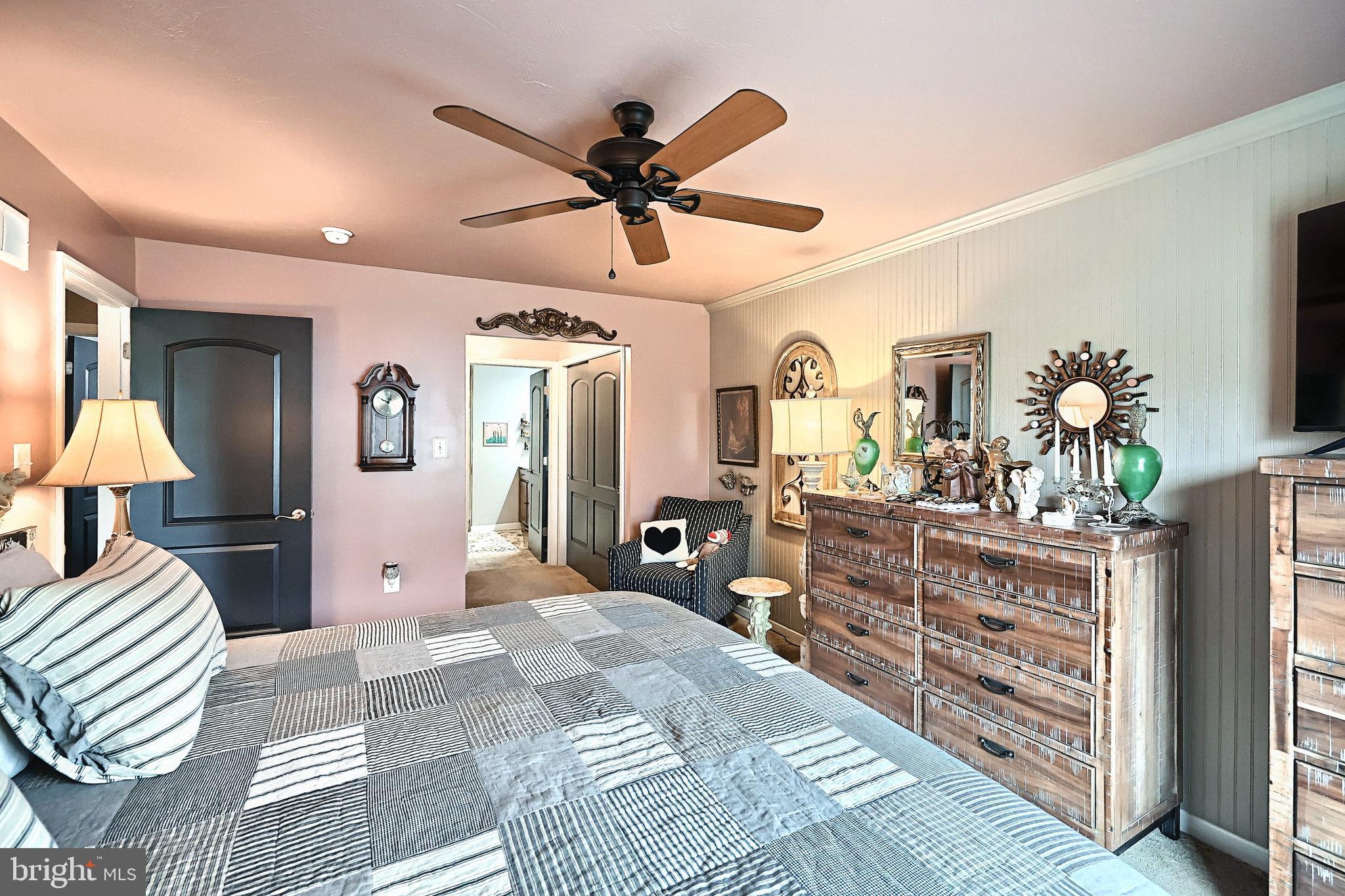 JACKSON HEIGHTS - Residential