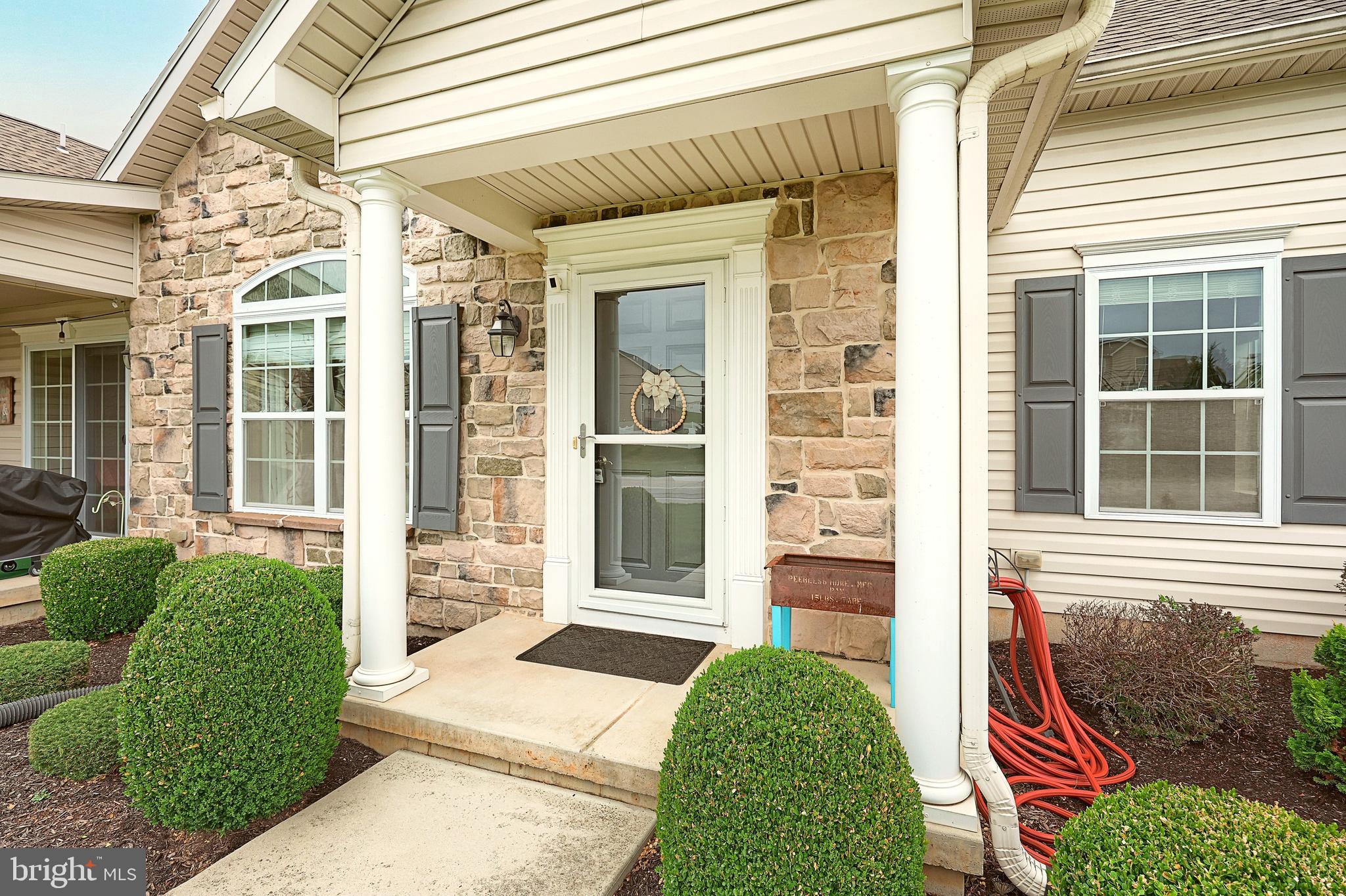 JACKSON HEIGHTS - Residential