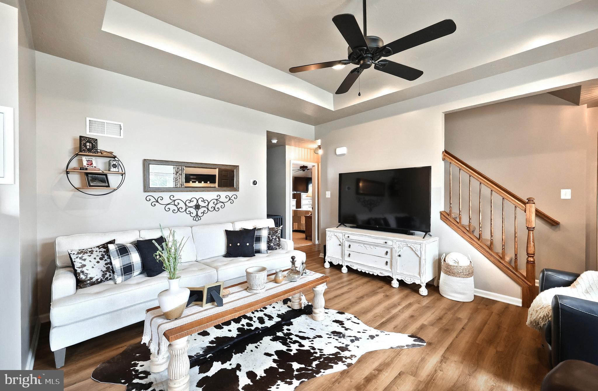 JACKSON HEIGHTS - Residential