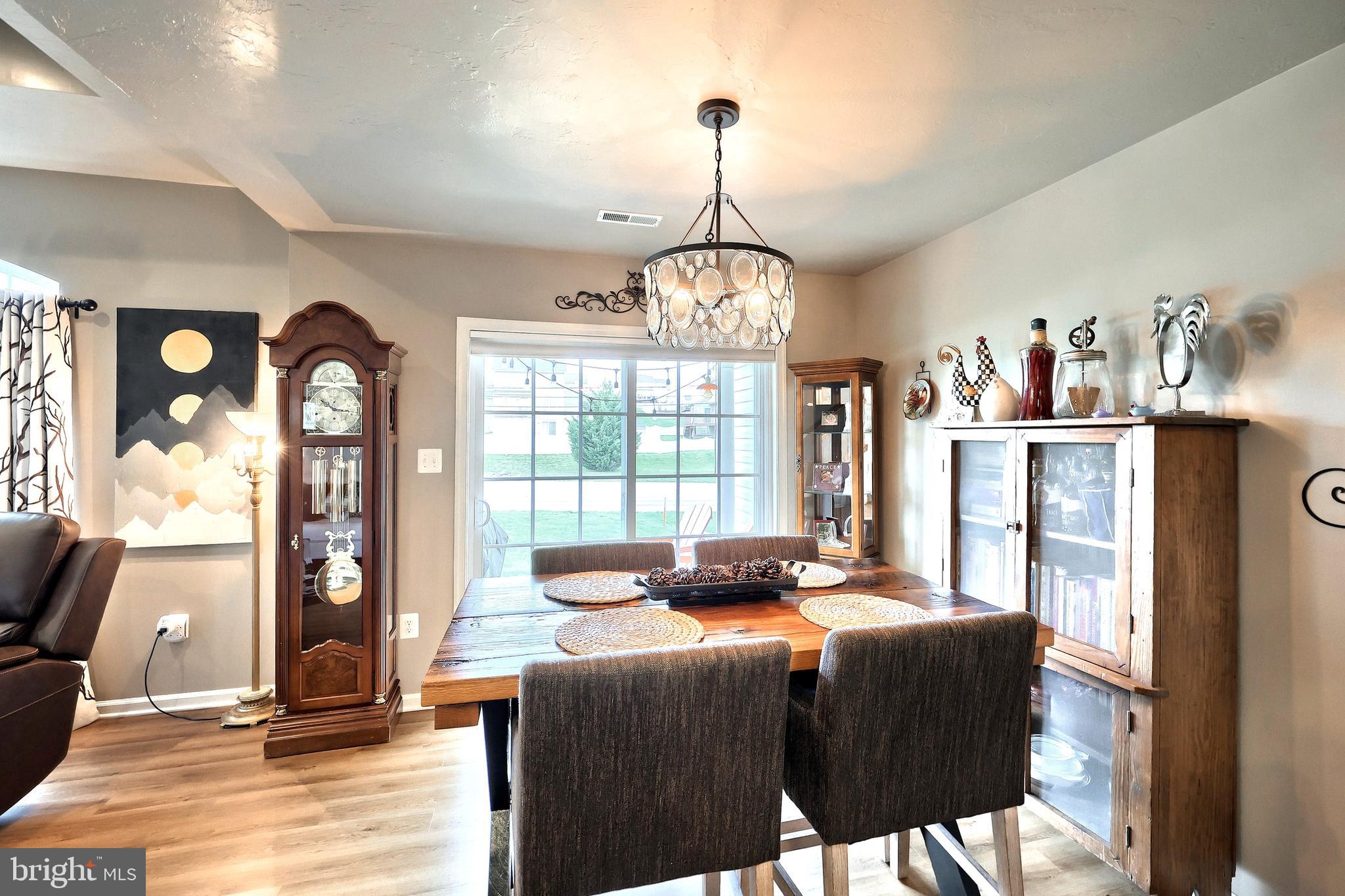 JACKSON HEIGHTS - Residential