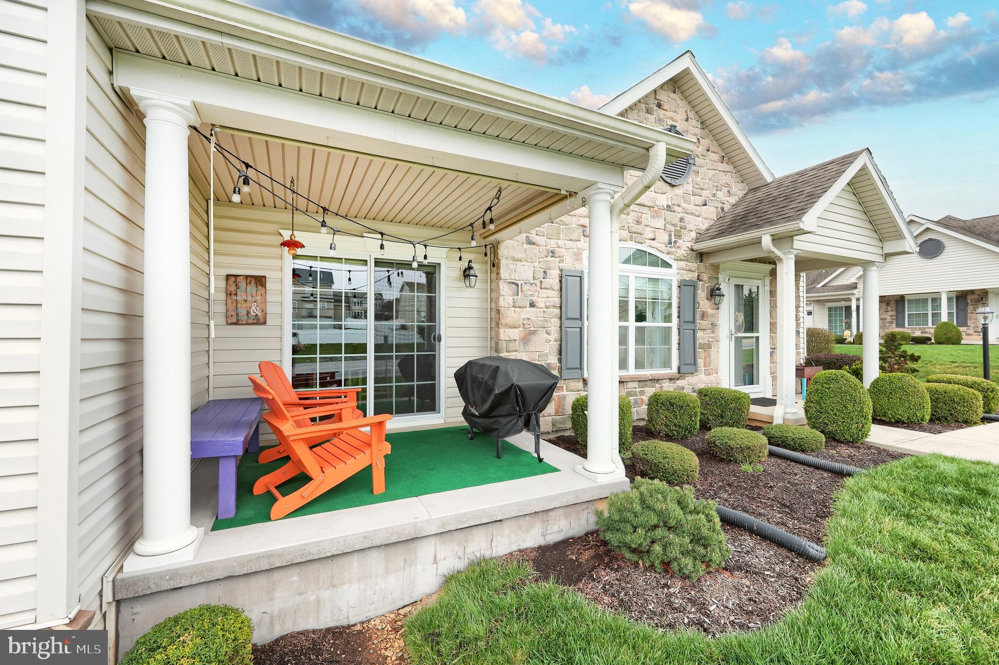 JACKSON HEIGHTS - Residential