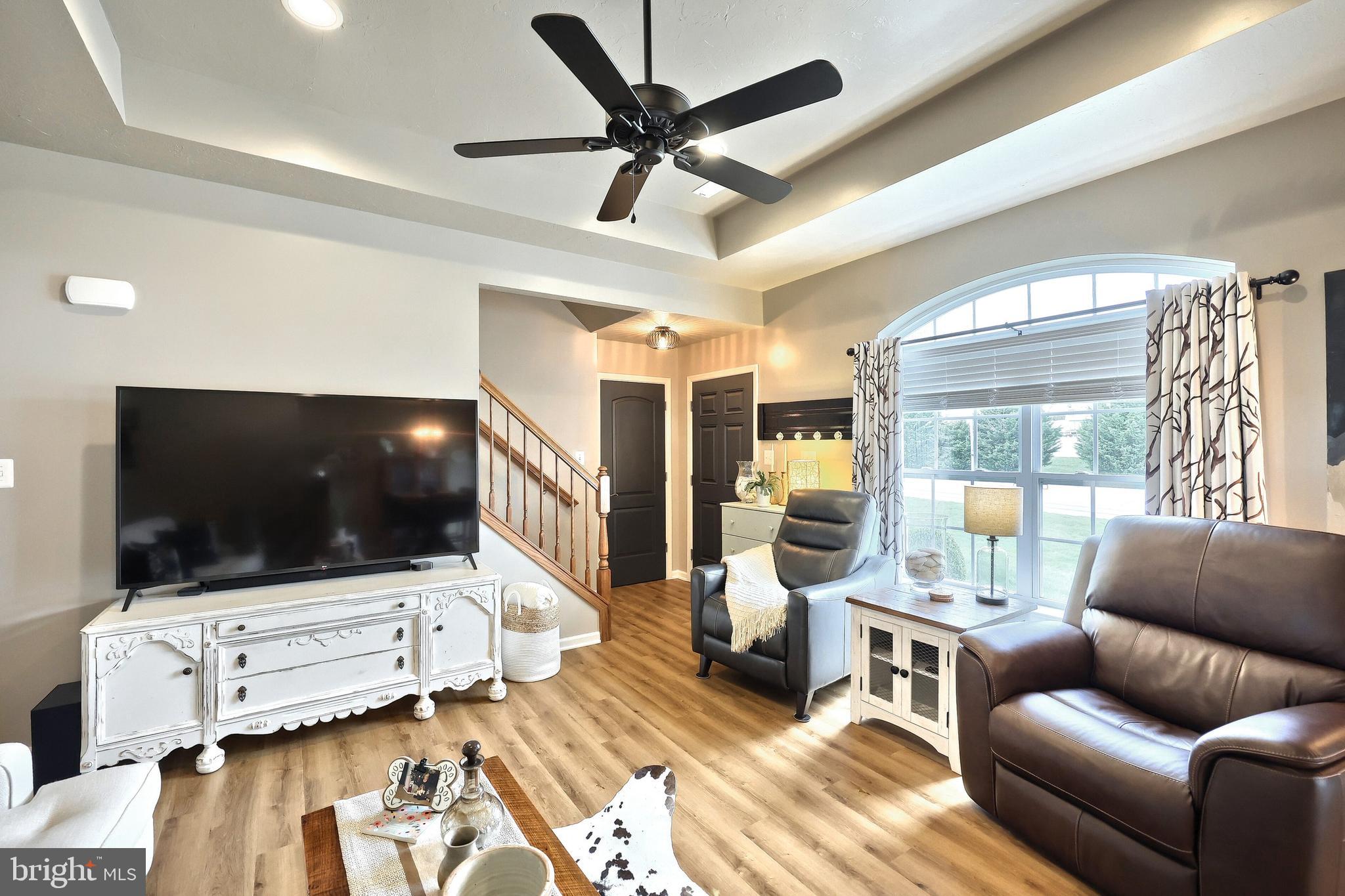 JACKSON HEIGHTS - Residential