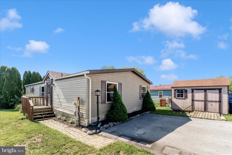 Mobile Home For Sale - 12109 Heather Drive<br/> HAGERSTOWN, MD 21740