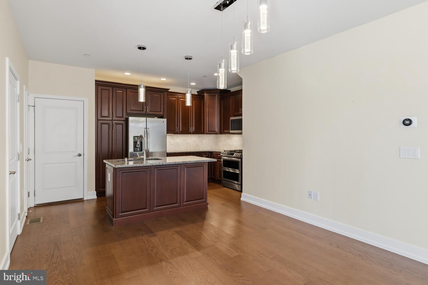 BROWNSTONES AT VF - Residential