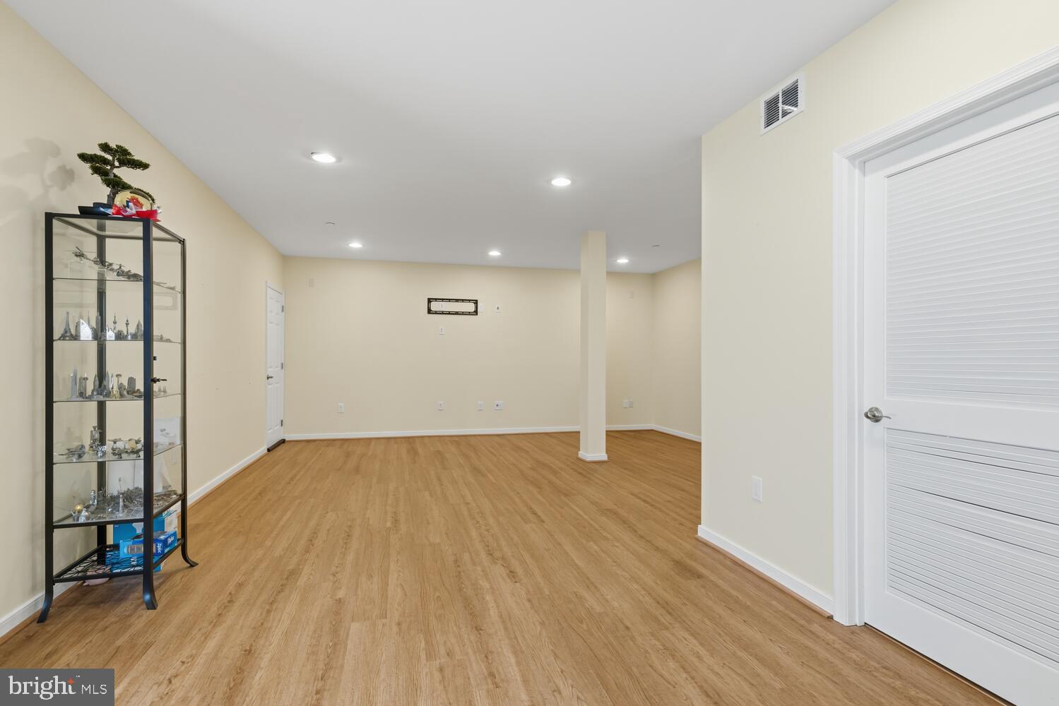 BROWNSTONES AT VF - Residential