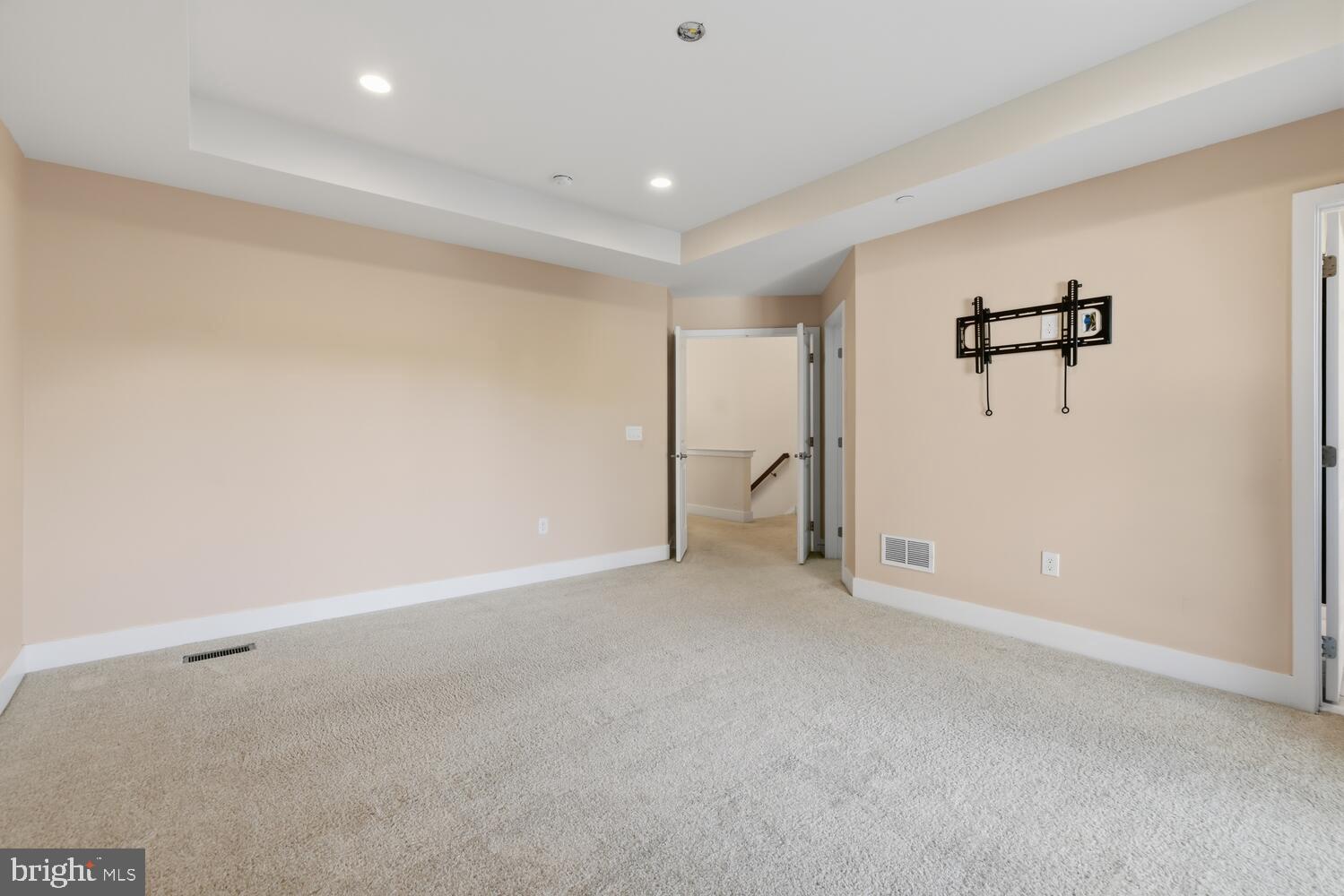 BROWNSTONES AT VF - Residential