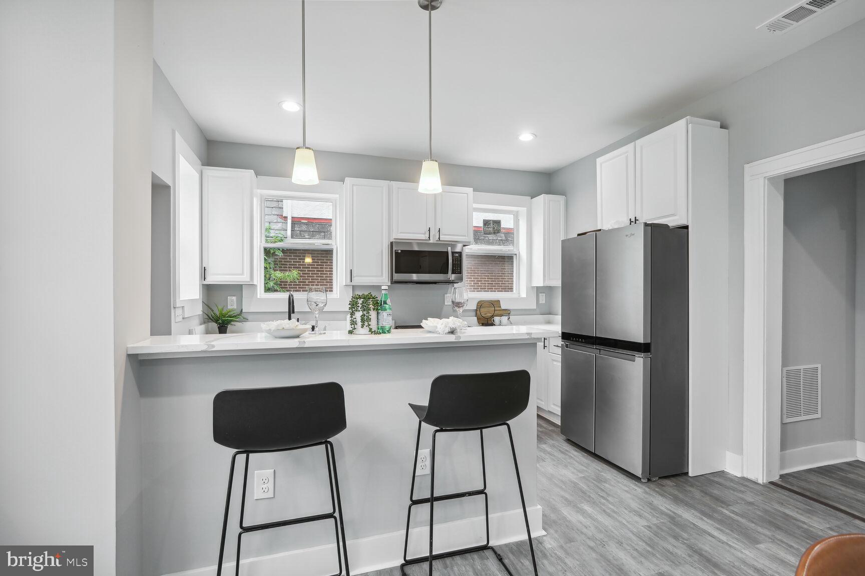 EDNOR GARDENS - LAKESIDE - Residential