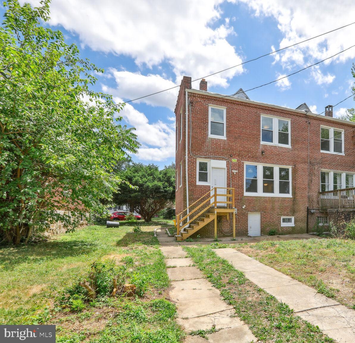 EDNOR GARDENS - LAKESIDE - Residential