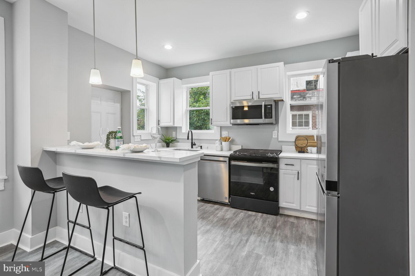 EDNOR GARDENS - LAKESIDE - Residential