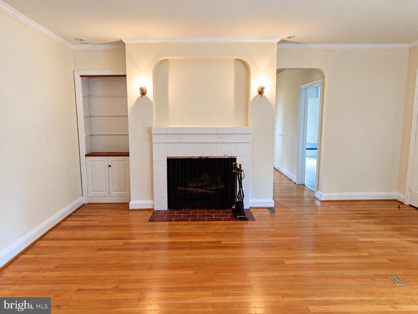 708 DRYDEN DRIVE