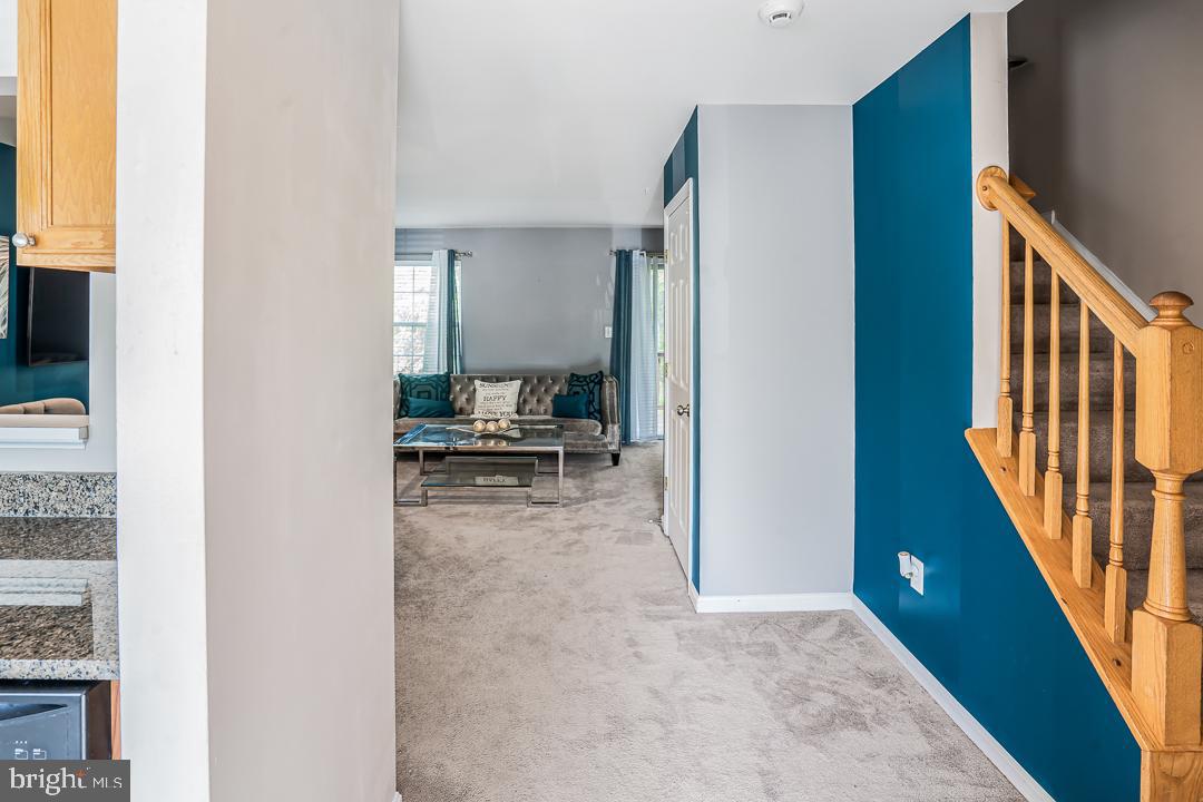 KINGS GRANT - Residential