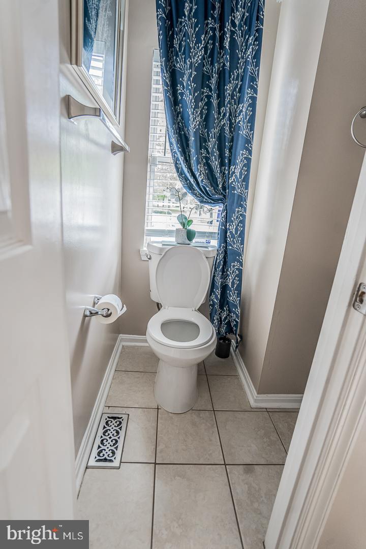 KINGS GRANT - Residential