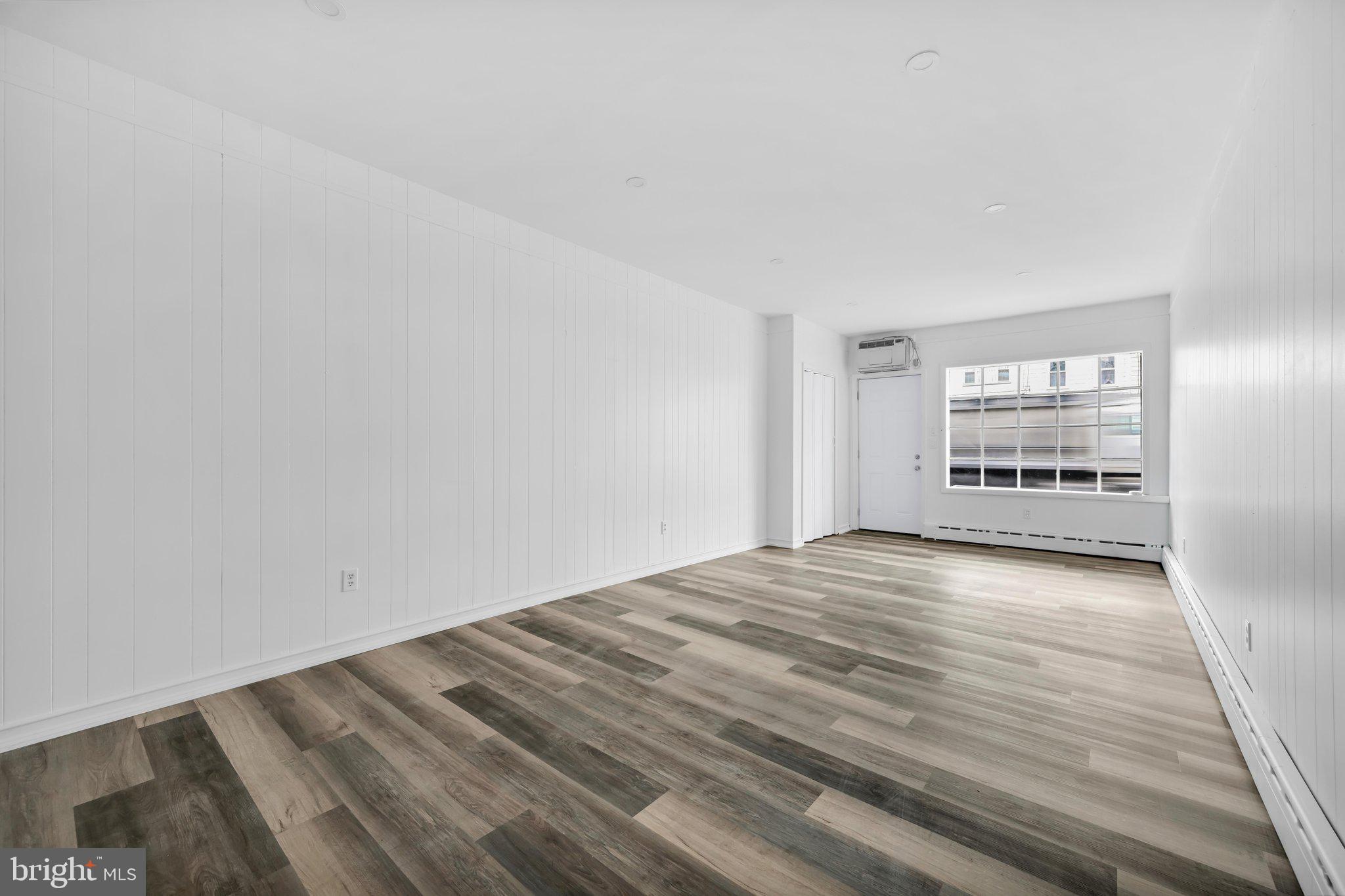620 E CENTRE STREET
