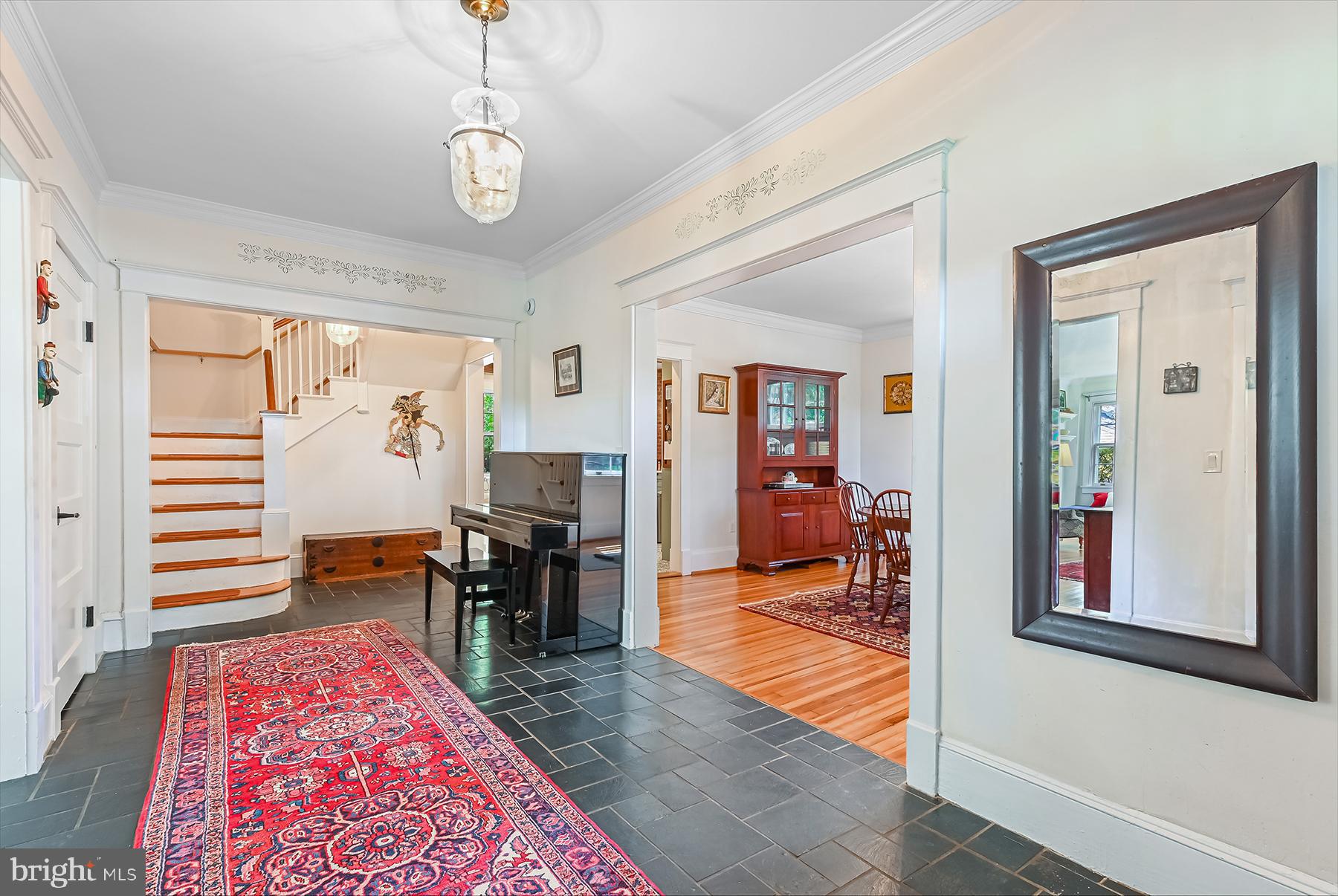 BROADVIEW ESTATES - Residential