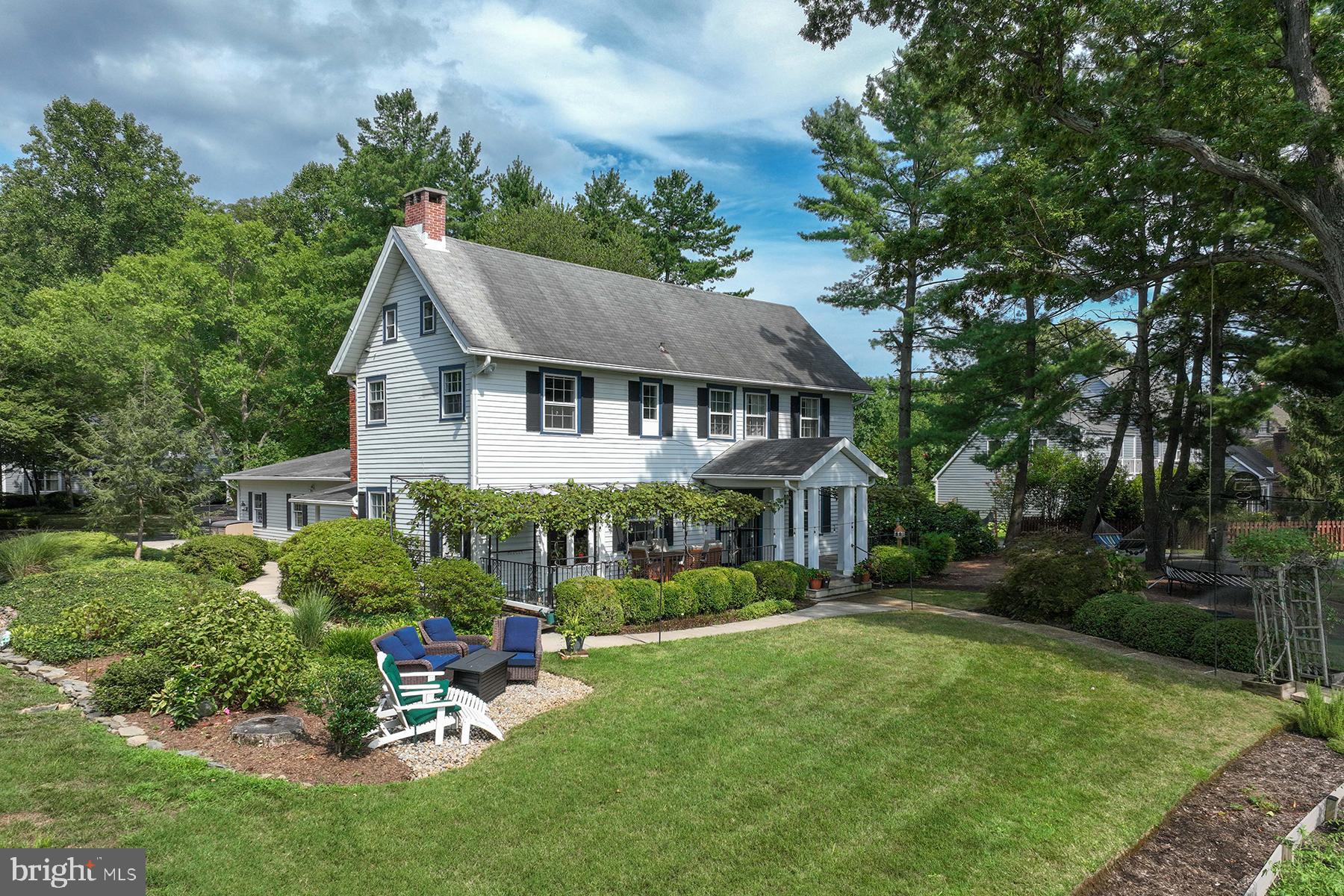 BROADVIEW ESTATES - Residential