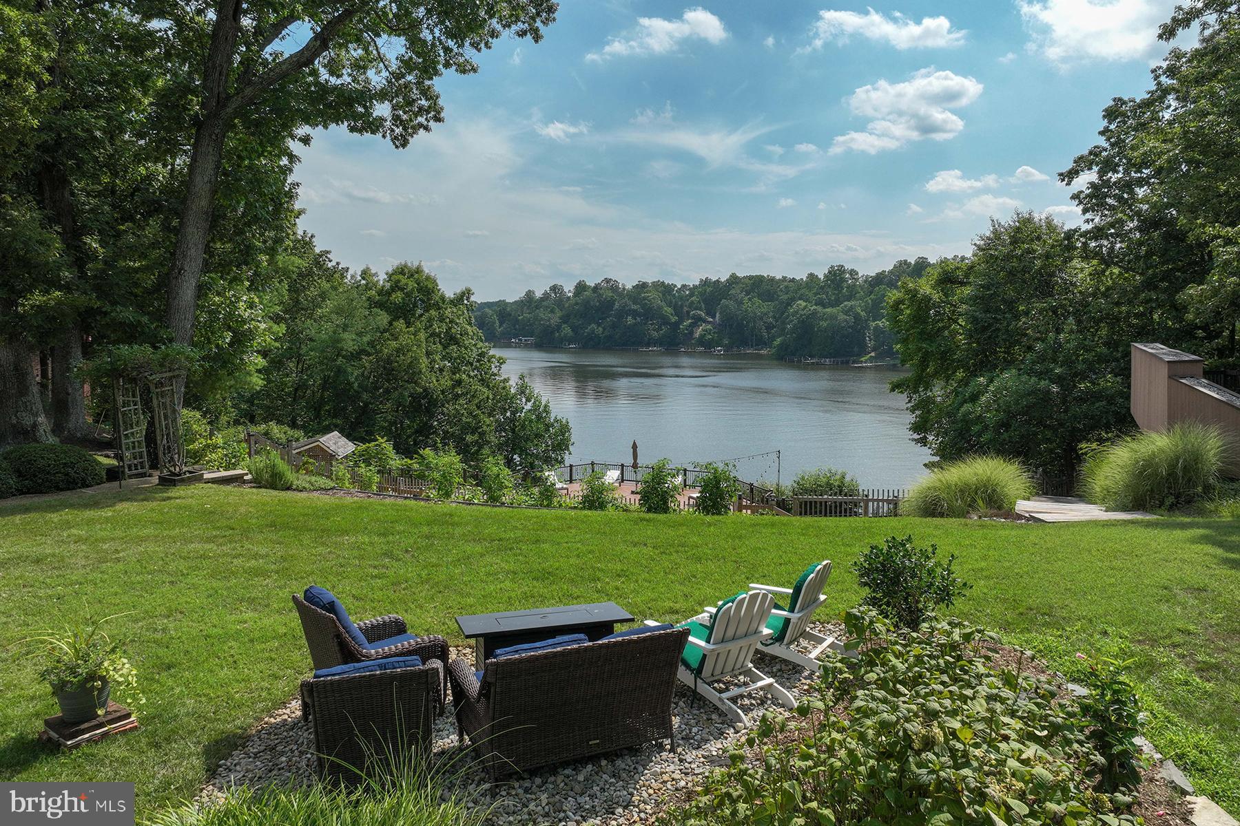 BROADVIEW ESTATES - Residential