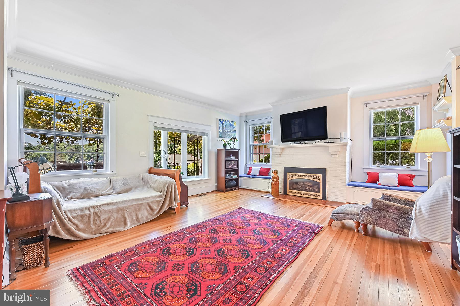 BROADVIEW ESTATES - Residential