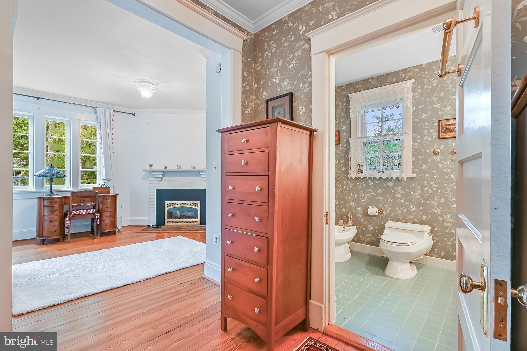 BROADVIEW ESTATES - Residential