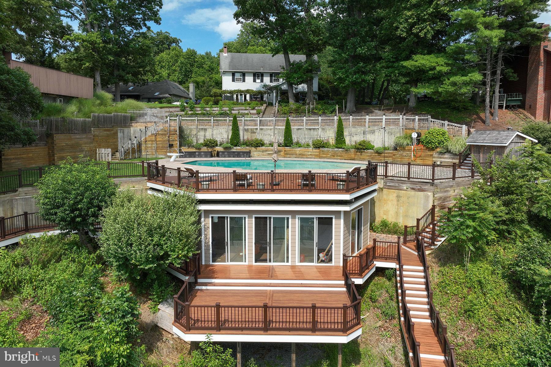 BROADVIEW ESTATES - Residential