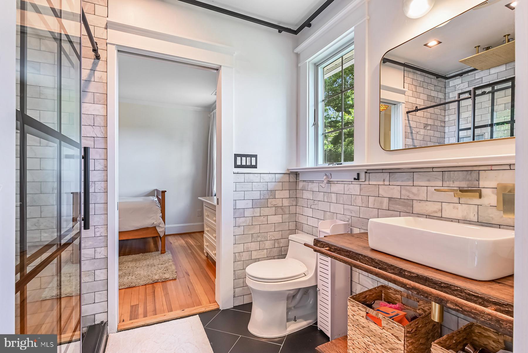 BROADVIEW ESTATES - Residential