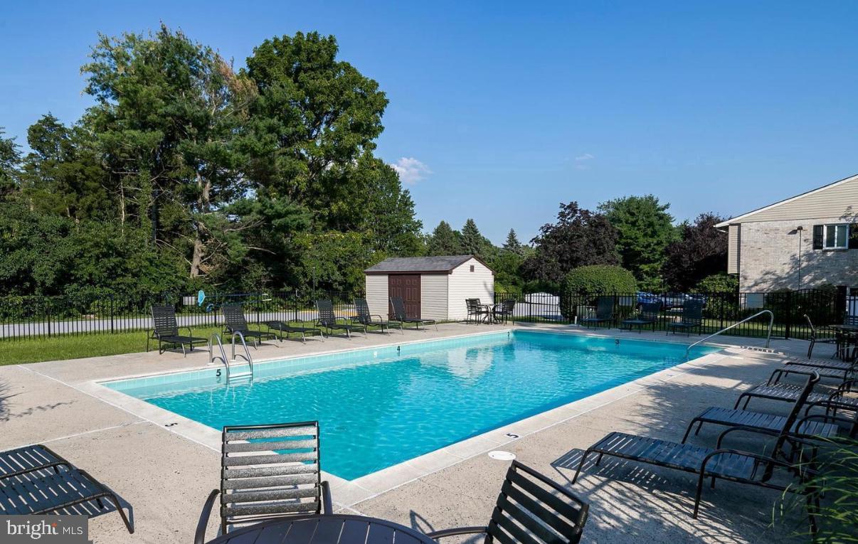 VILLAGE WALK - Residential Lease