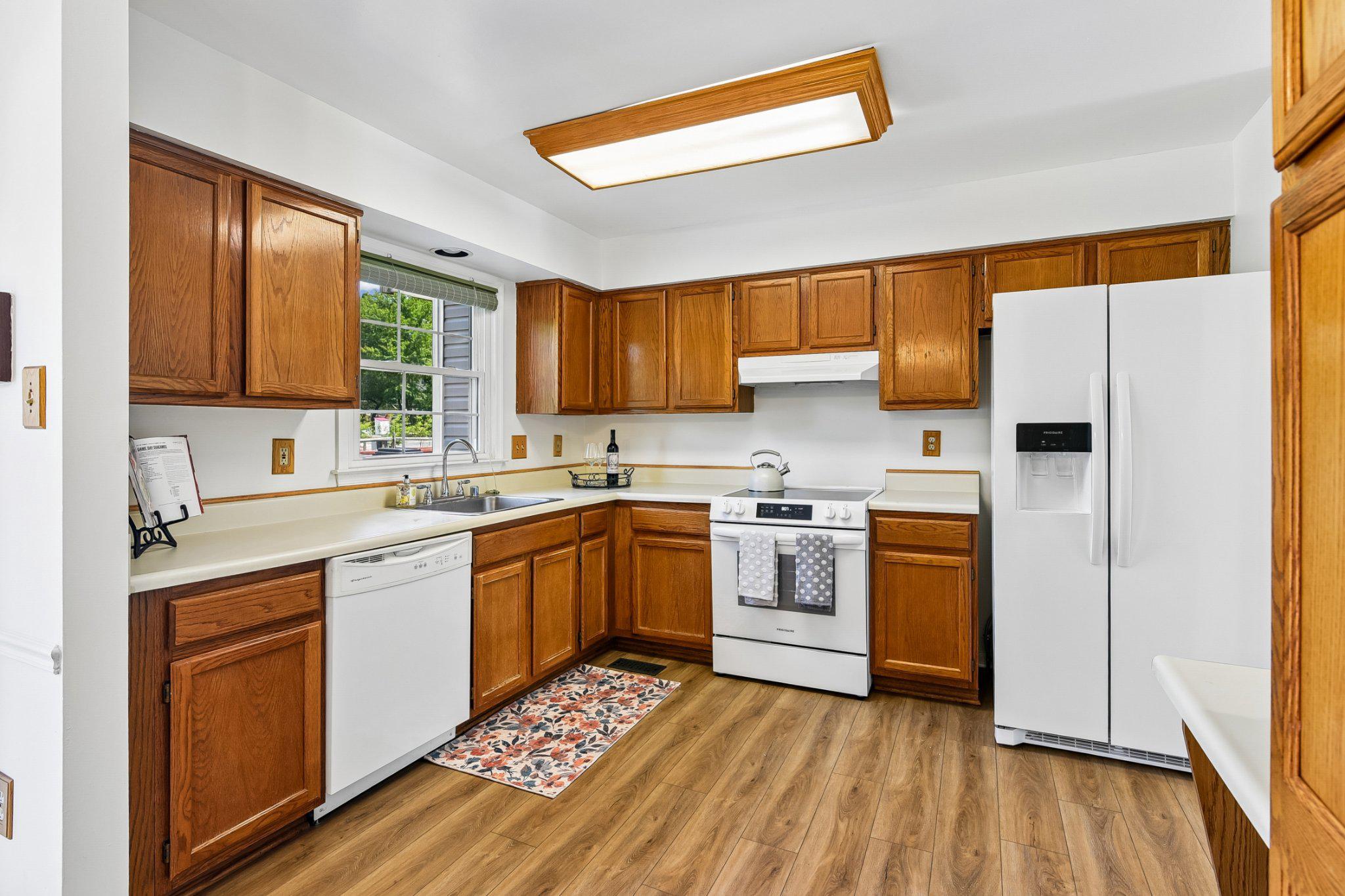 WATSON PLACE CONDO - Residential