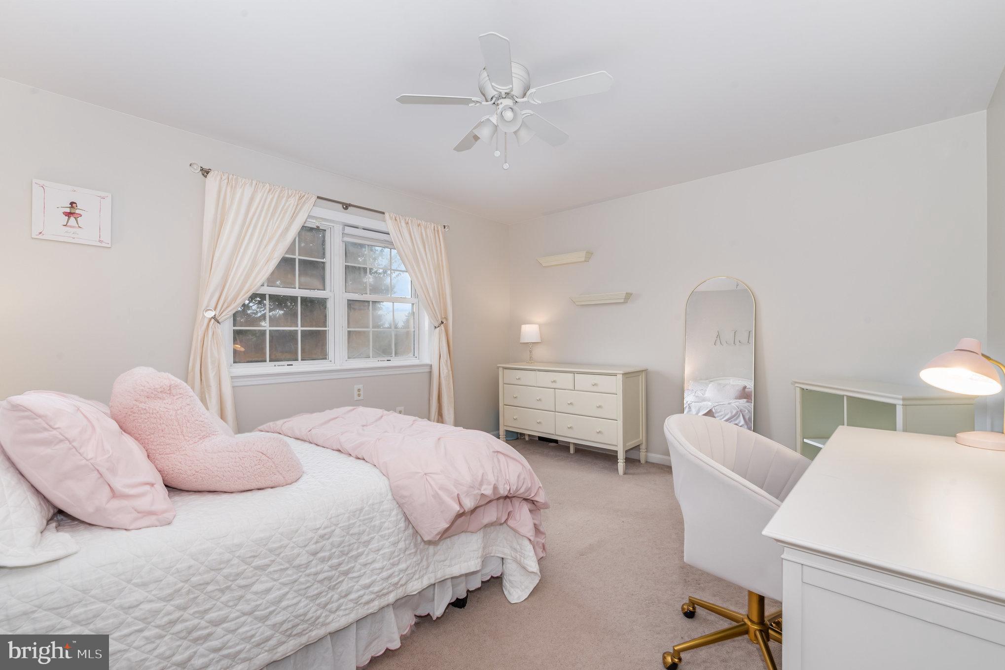 WEST RIDGE - Residential