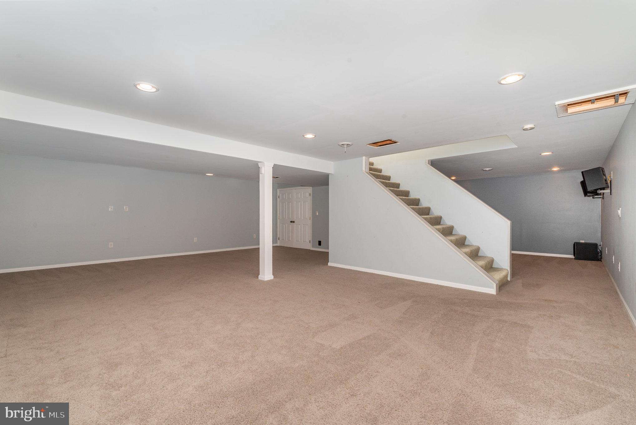 WEST RIDGE - Residential