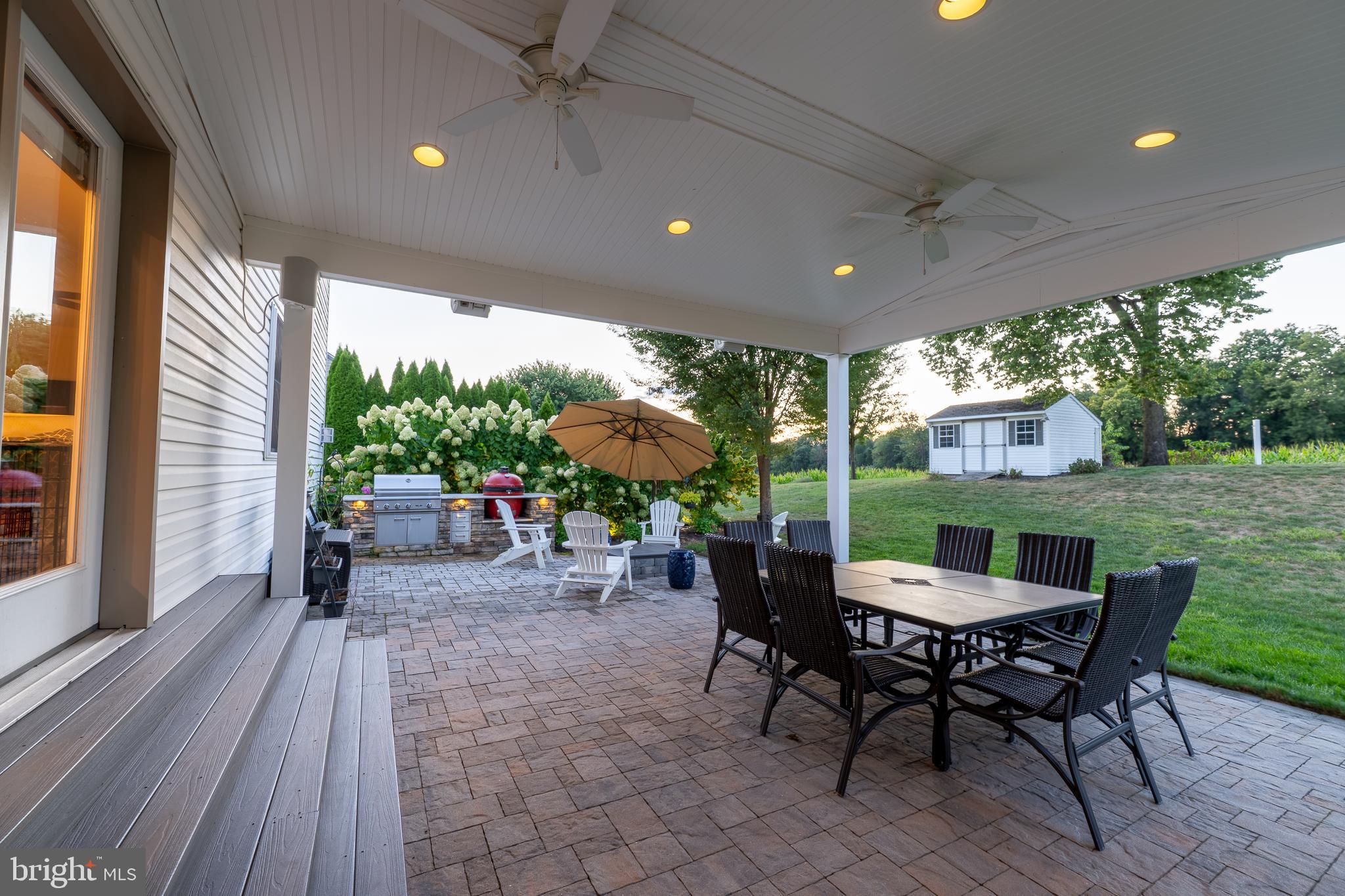 WEST RIDGE - Residential