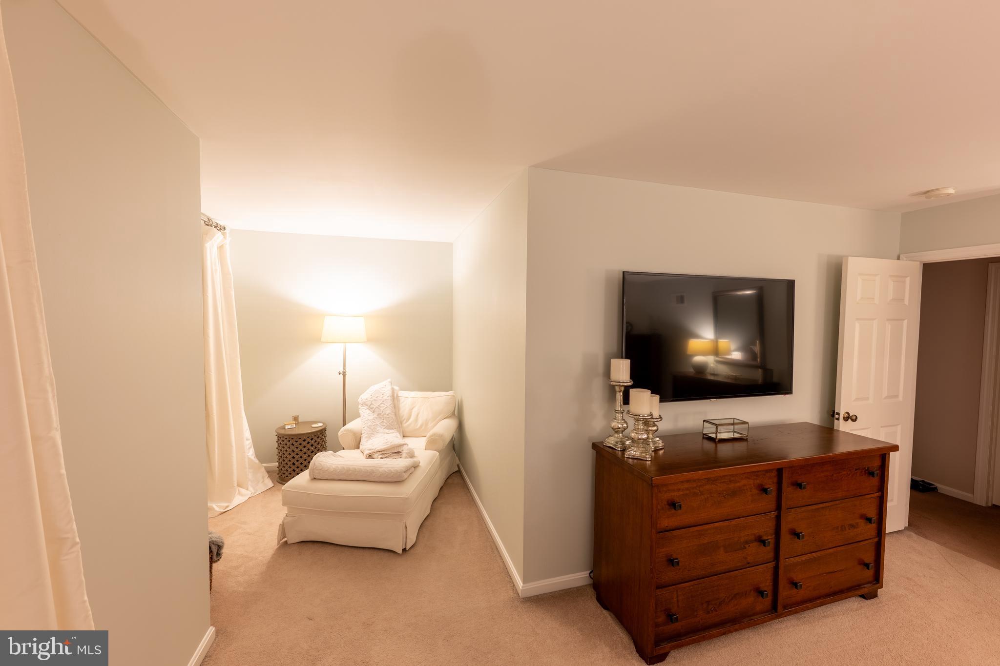 WEST RIDGE - Residential