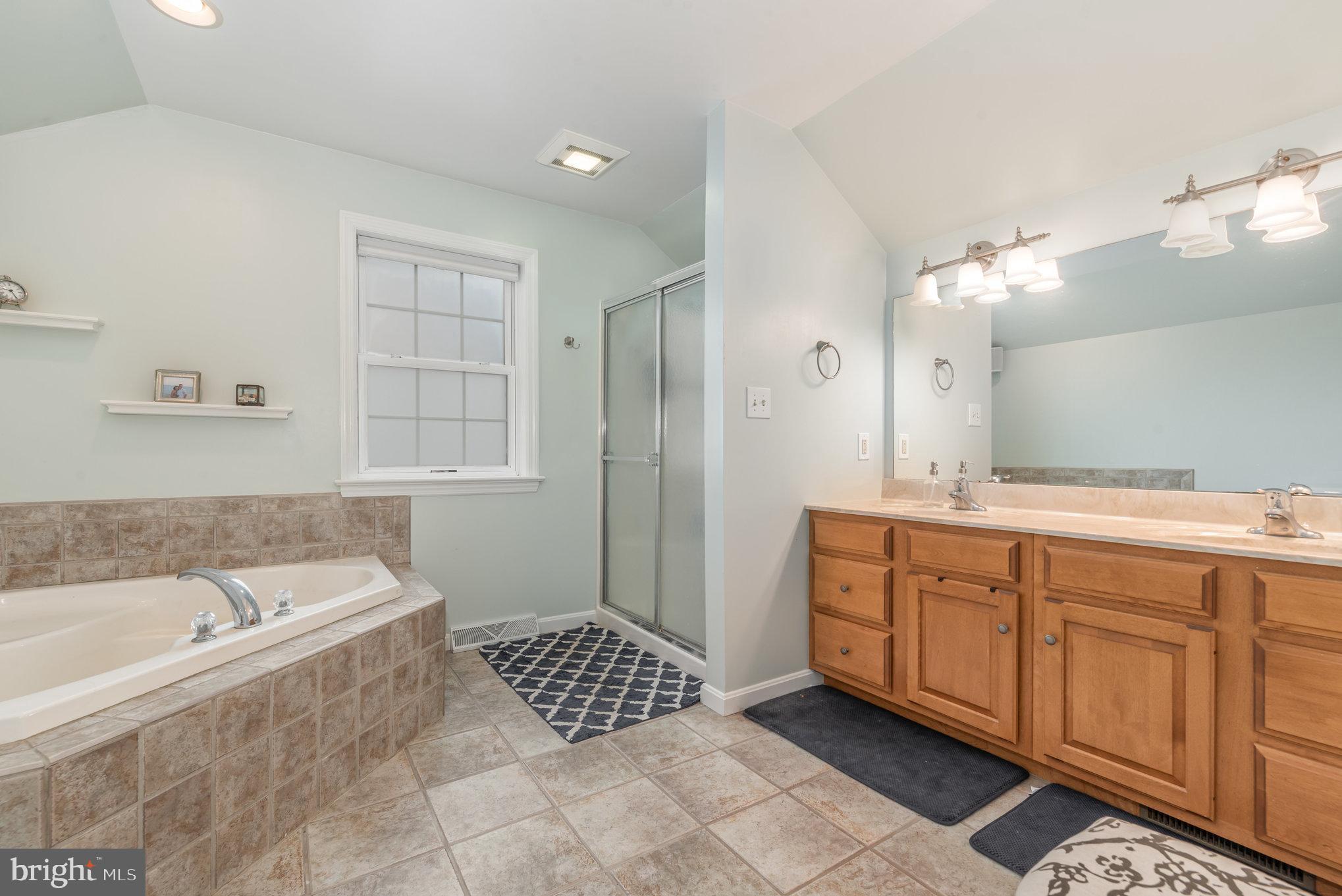 WEST RIDGE - Residential