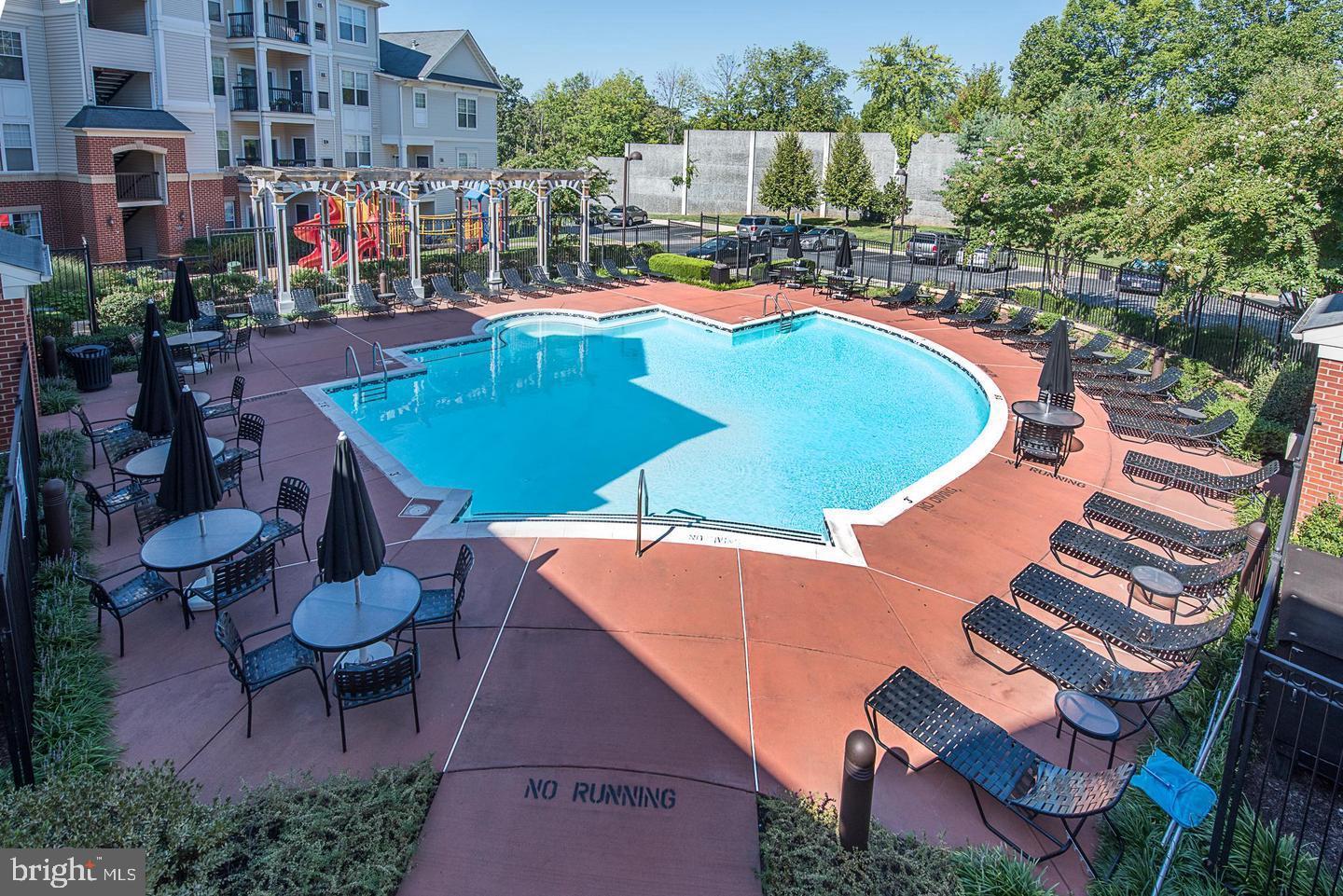 FAIRFAX RIDGE CONDOS - Residential