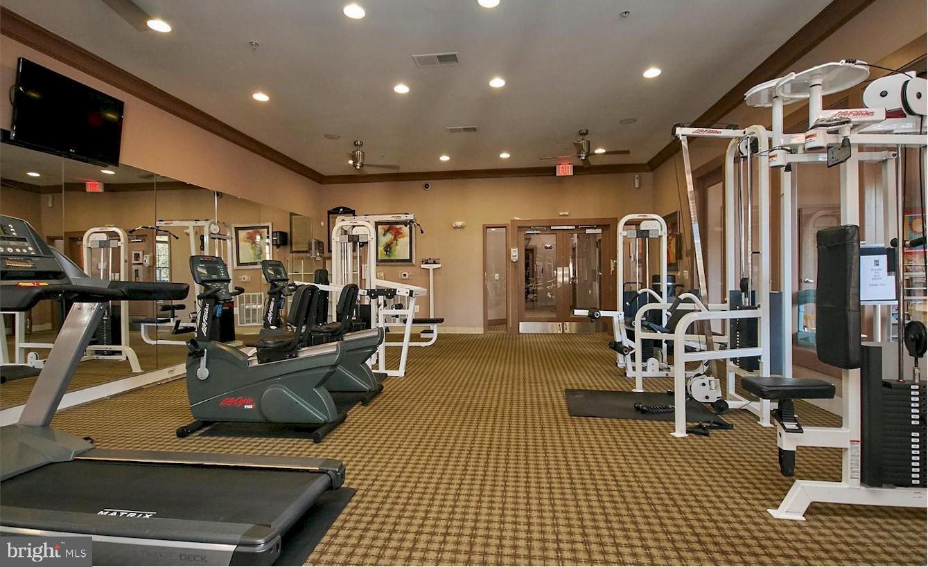 FAIRFAX RIDGE CONDOS - Residential