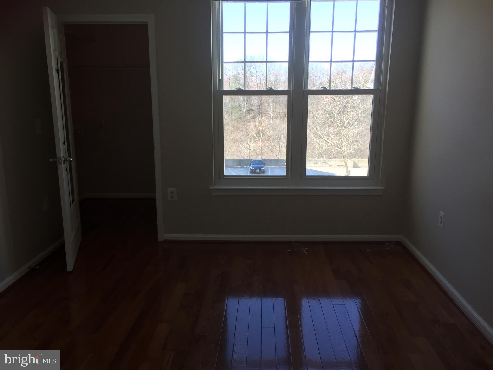 FAIRFAX RIDGE CONDOS - Residential