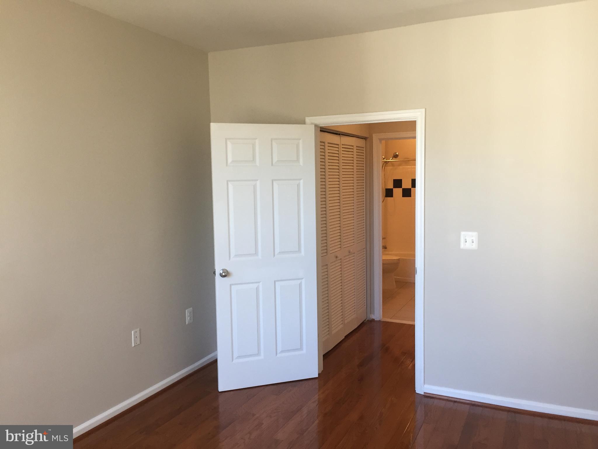 FAIRFAX RIDGE CONDOS - Residential