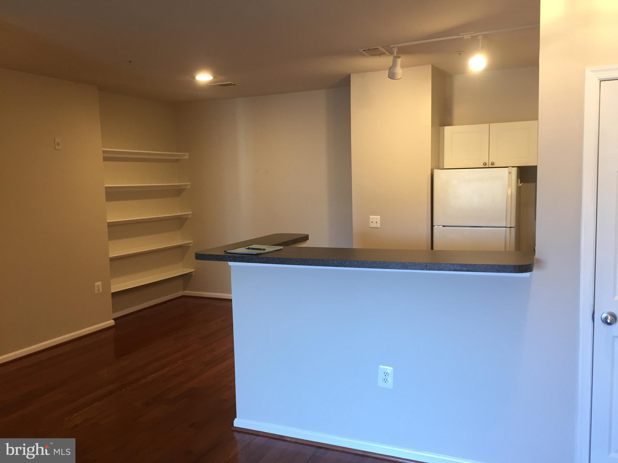 FAIRFAX RIDGE CONDOS - Residential