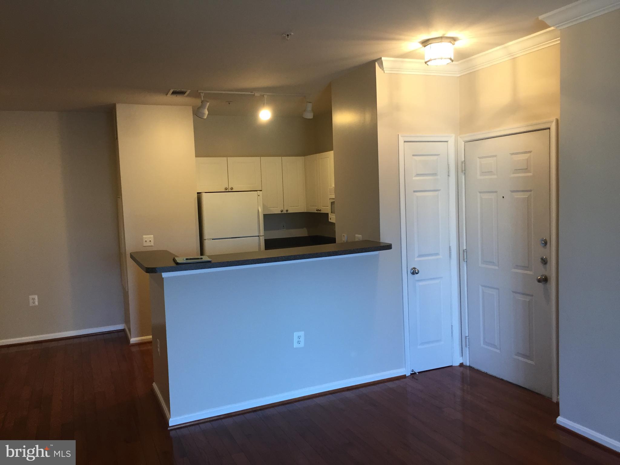 FAIRFAX RIDGE CONDOS - Residential