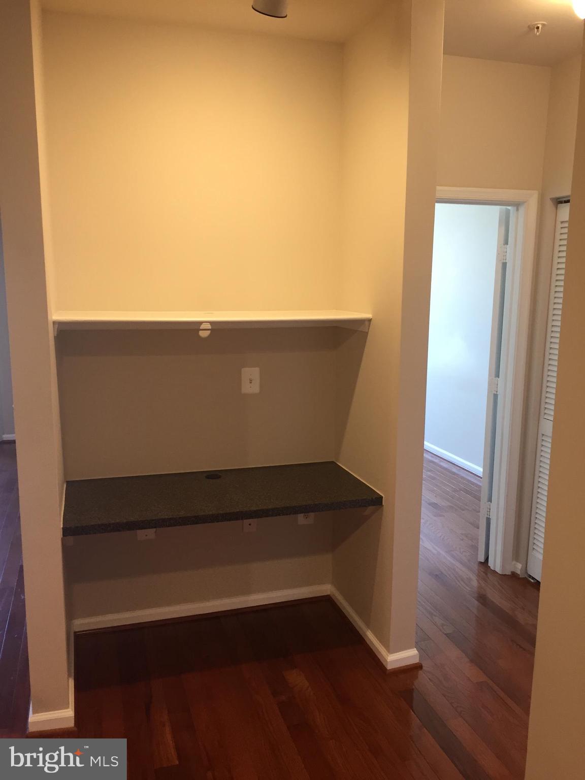 FAIRFAX RIDGE CONDOS - Residential