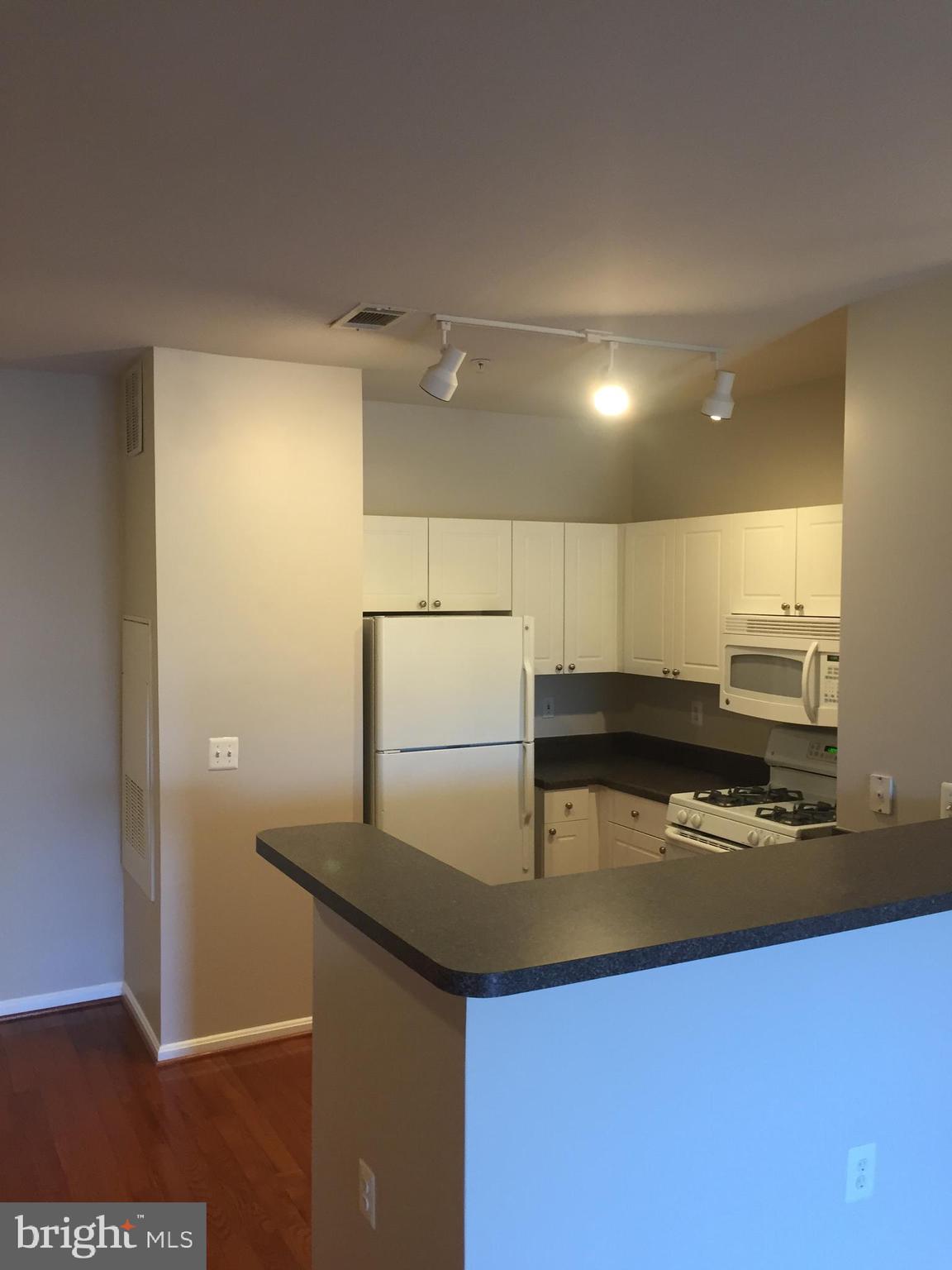 FAIRFAX RIDGE CONDOS - Residential