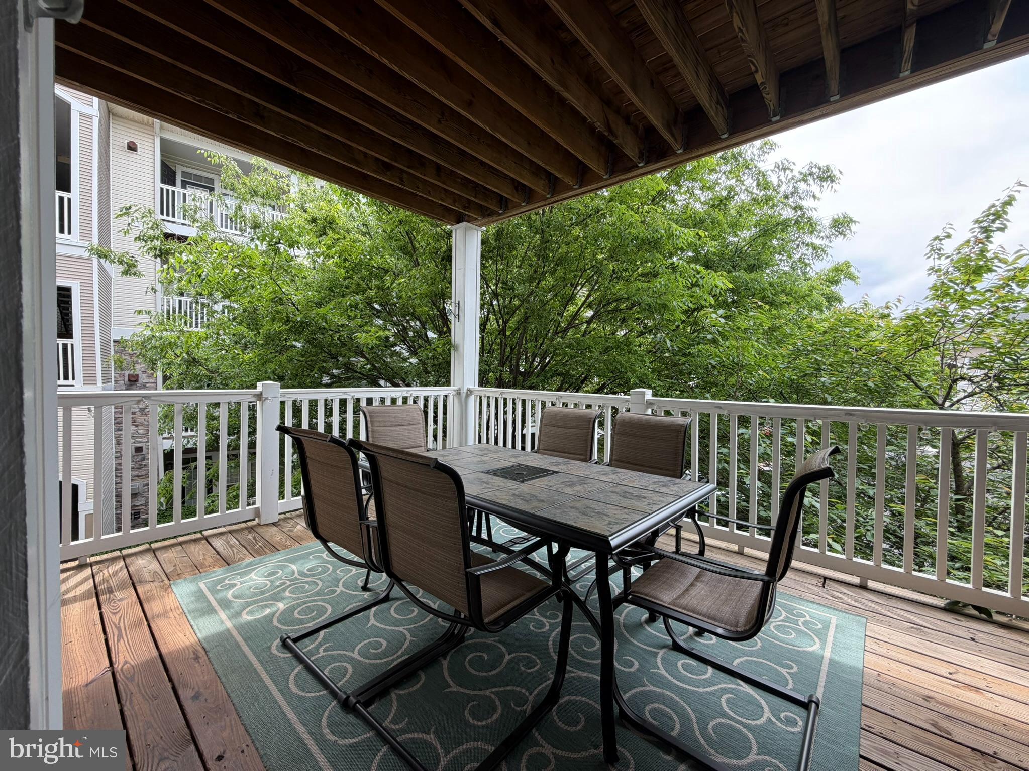 514 SUNSET VIEW TERRACE SE 203