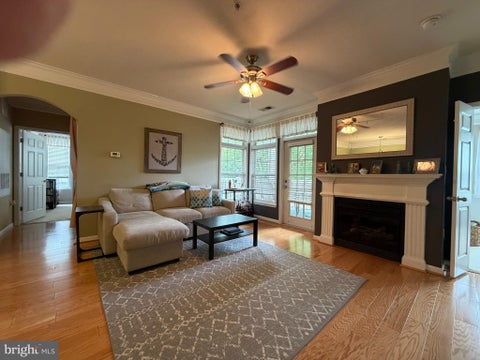 Condo For Sale - 514 Sunset View Terrace #203<br/> LEESBURG, VA 20175