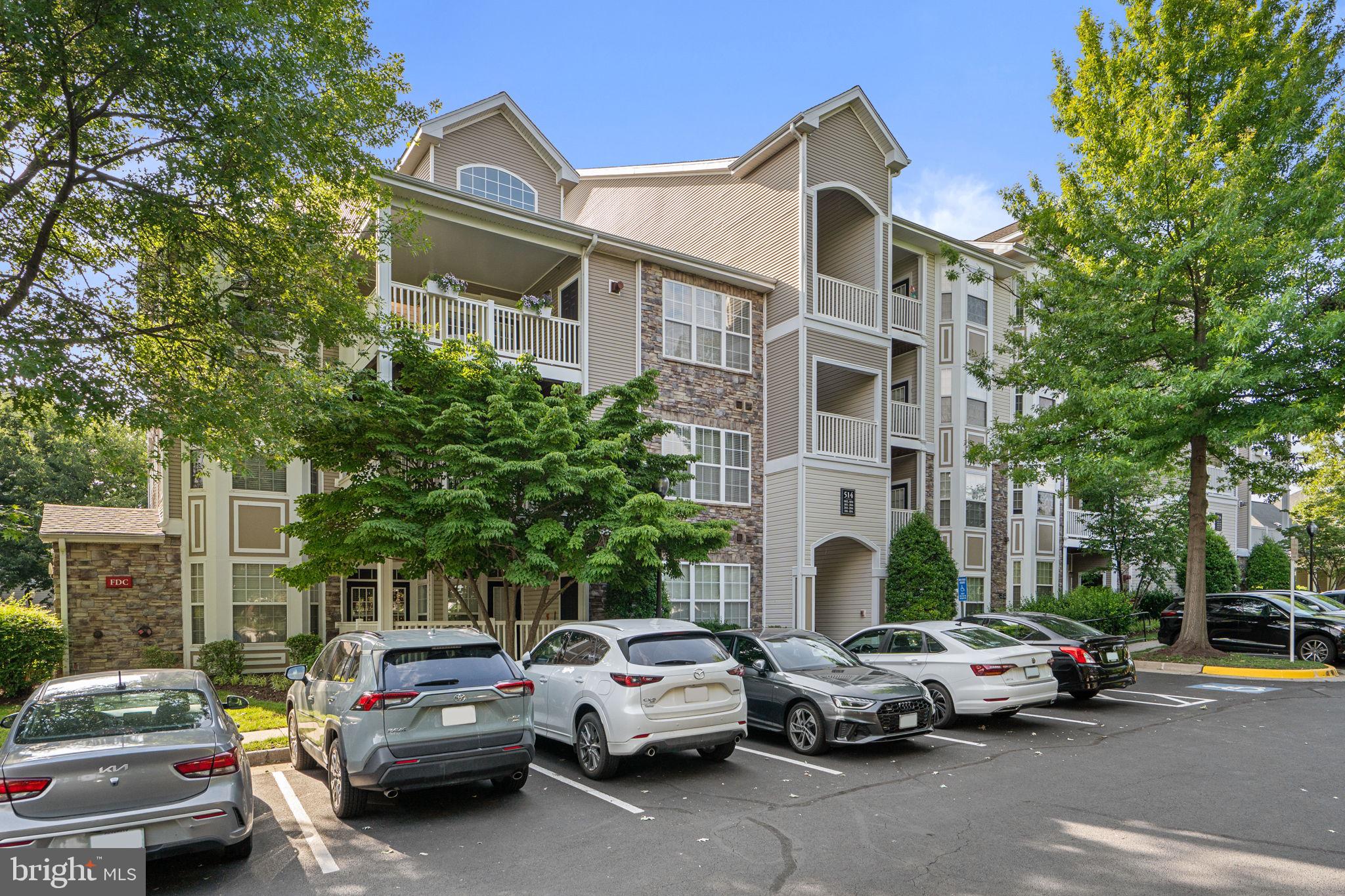 514 SUNSET VIEW TERRACE SE 203