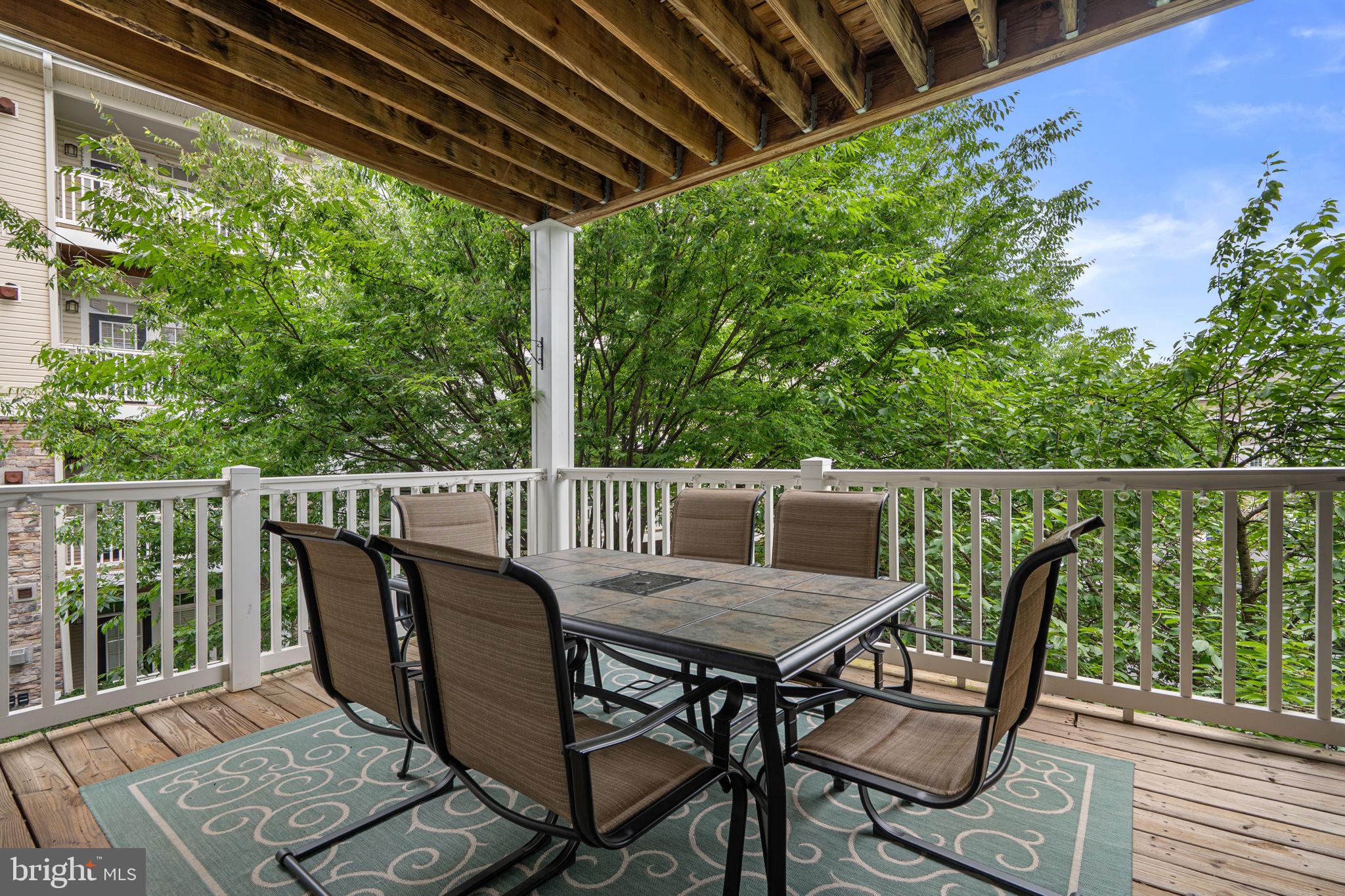 514 SUNSET VIEW TERRACE SE 203