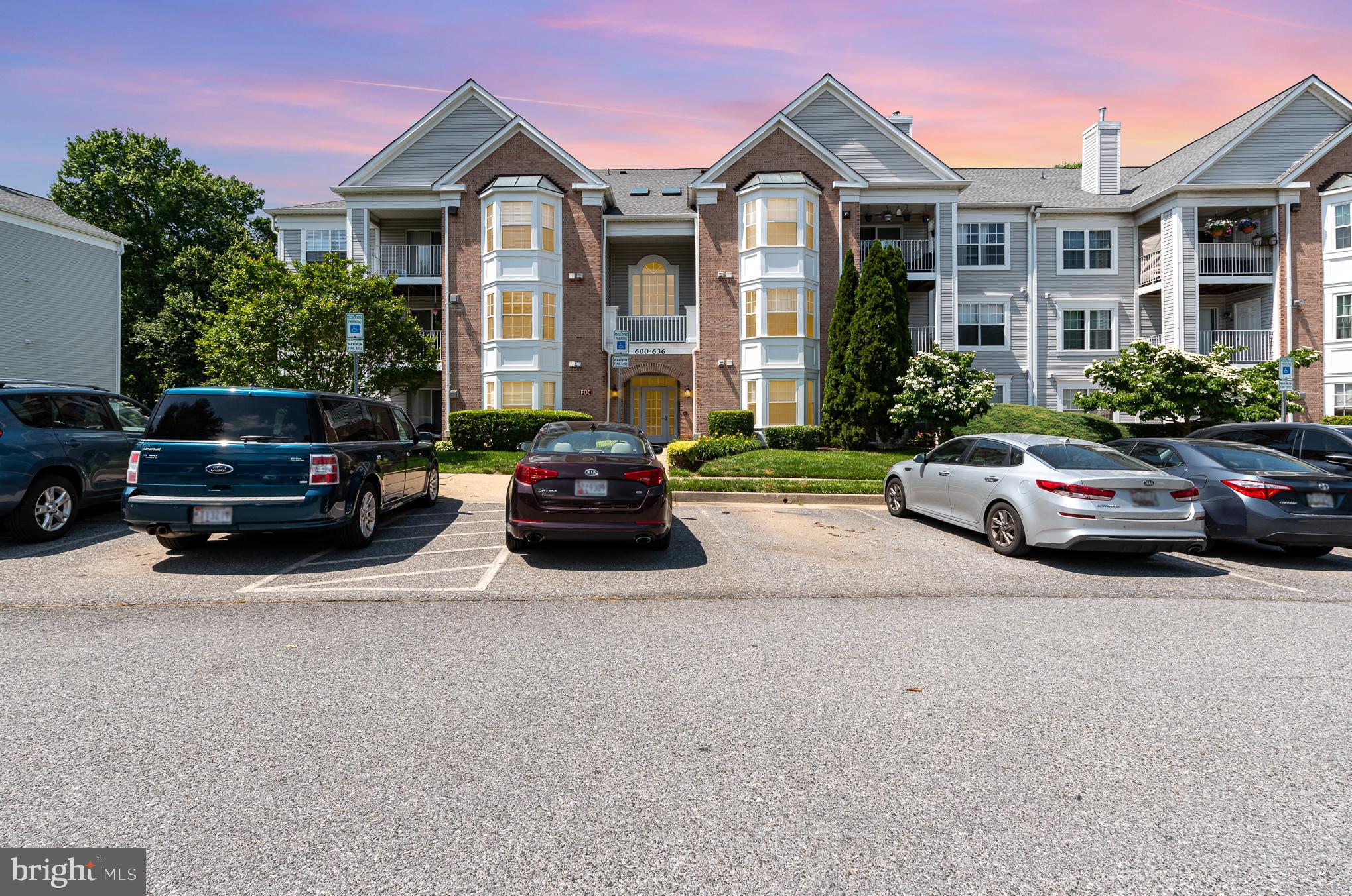 TIMBERGROVE - Residential