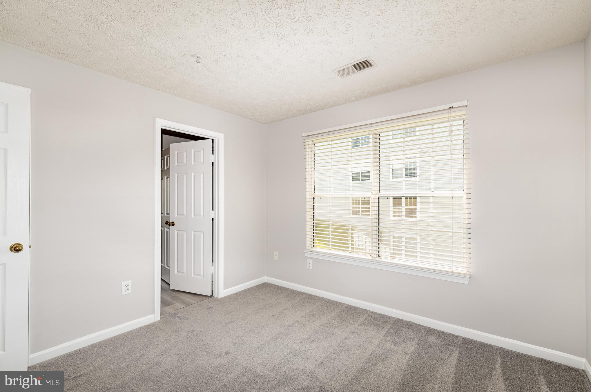 TIMBERGROVE - Residential