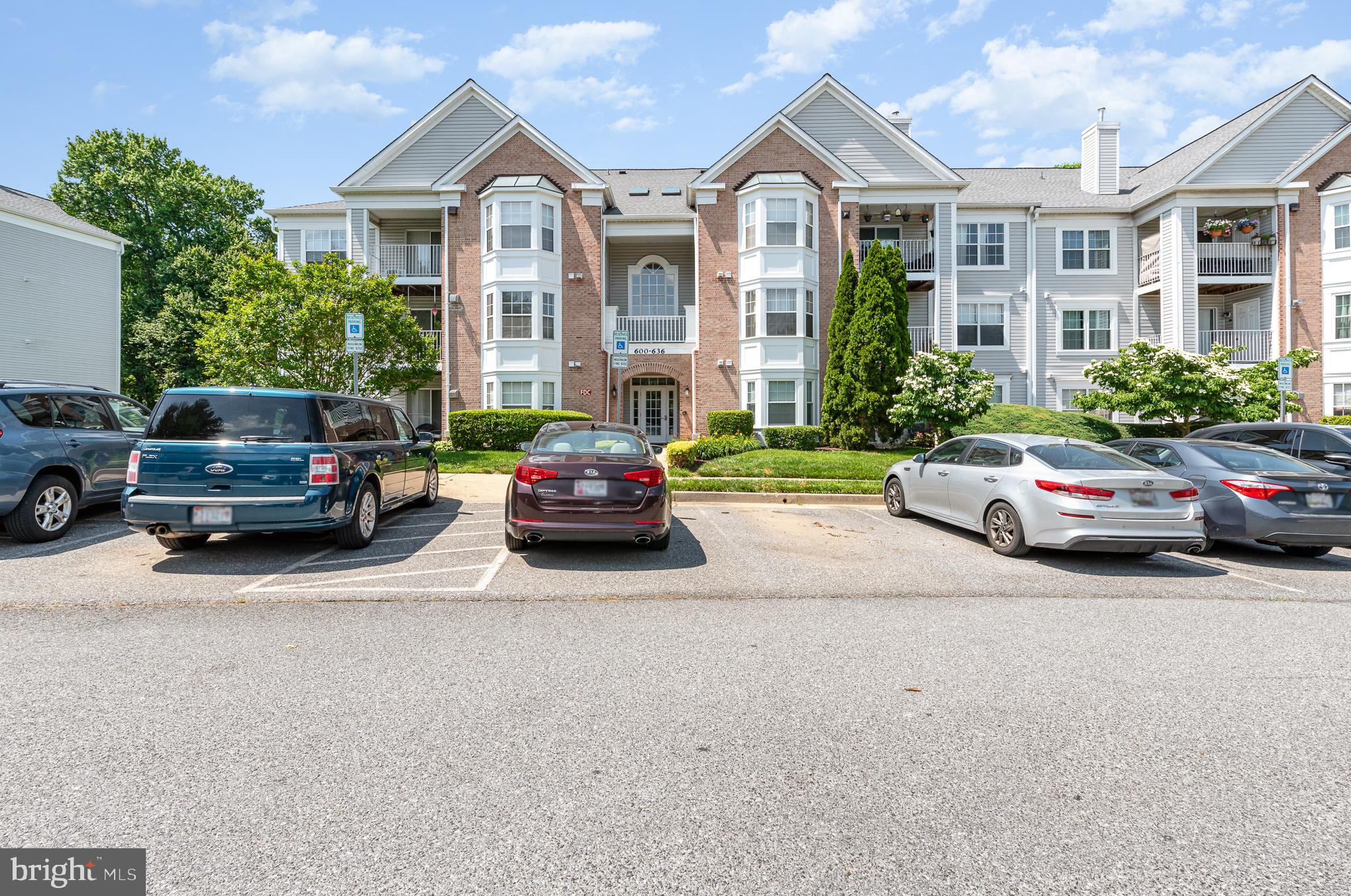 TIMBERGROVE - Residential