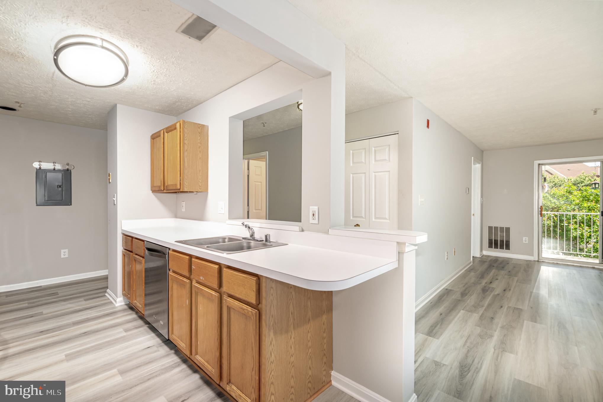 TIMBERGROVE - Residential