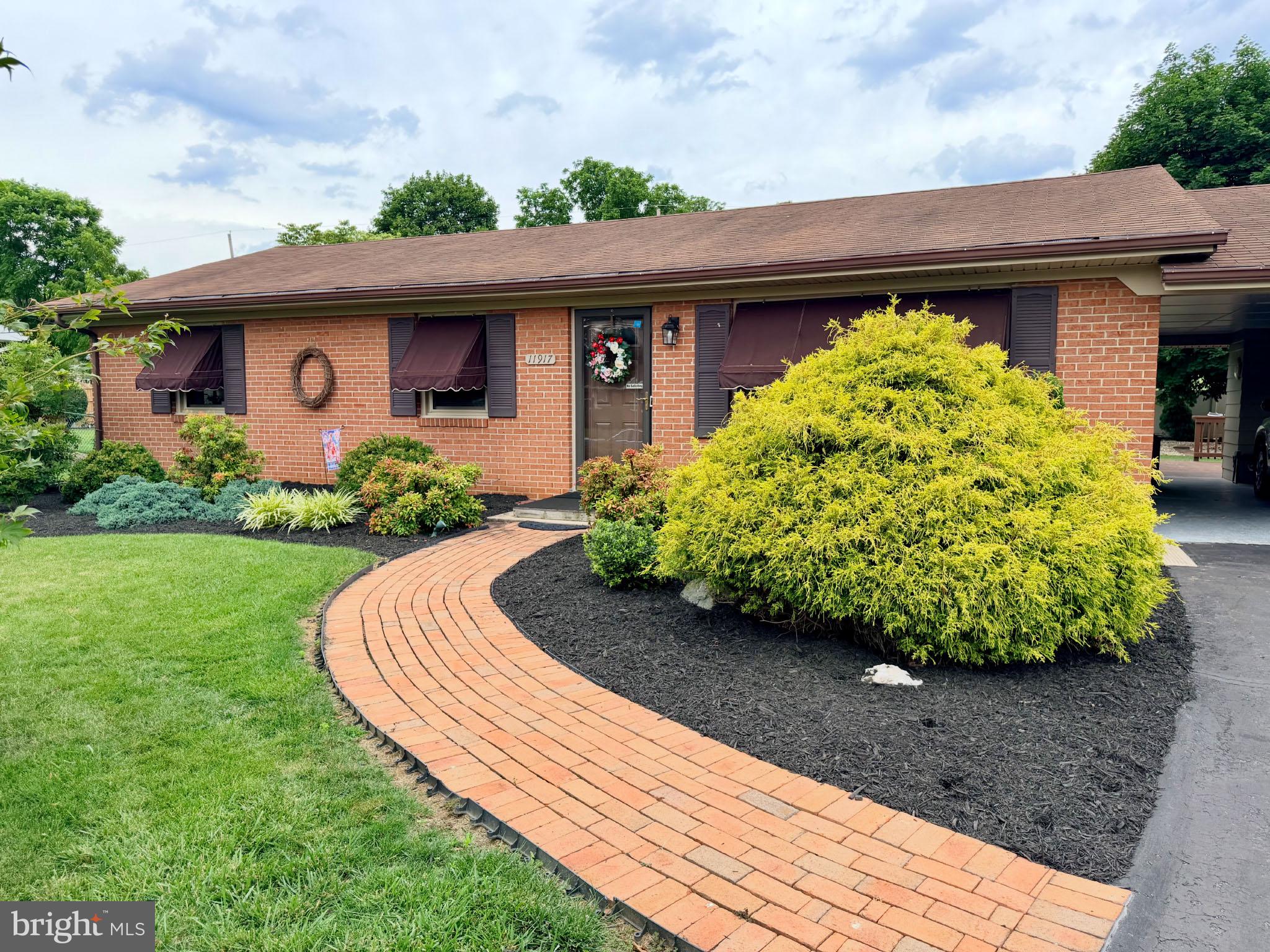 11917 COMANCHE DRIVE