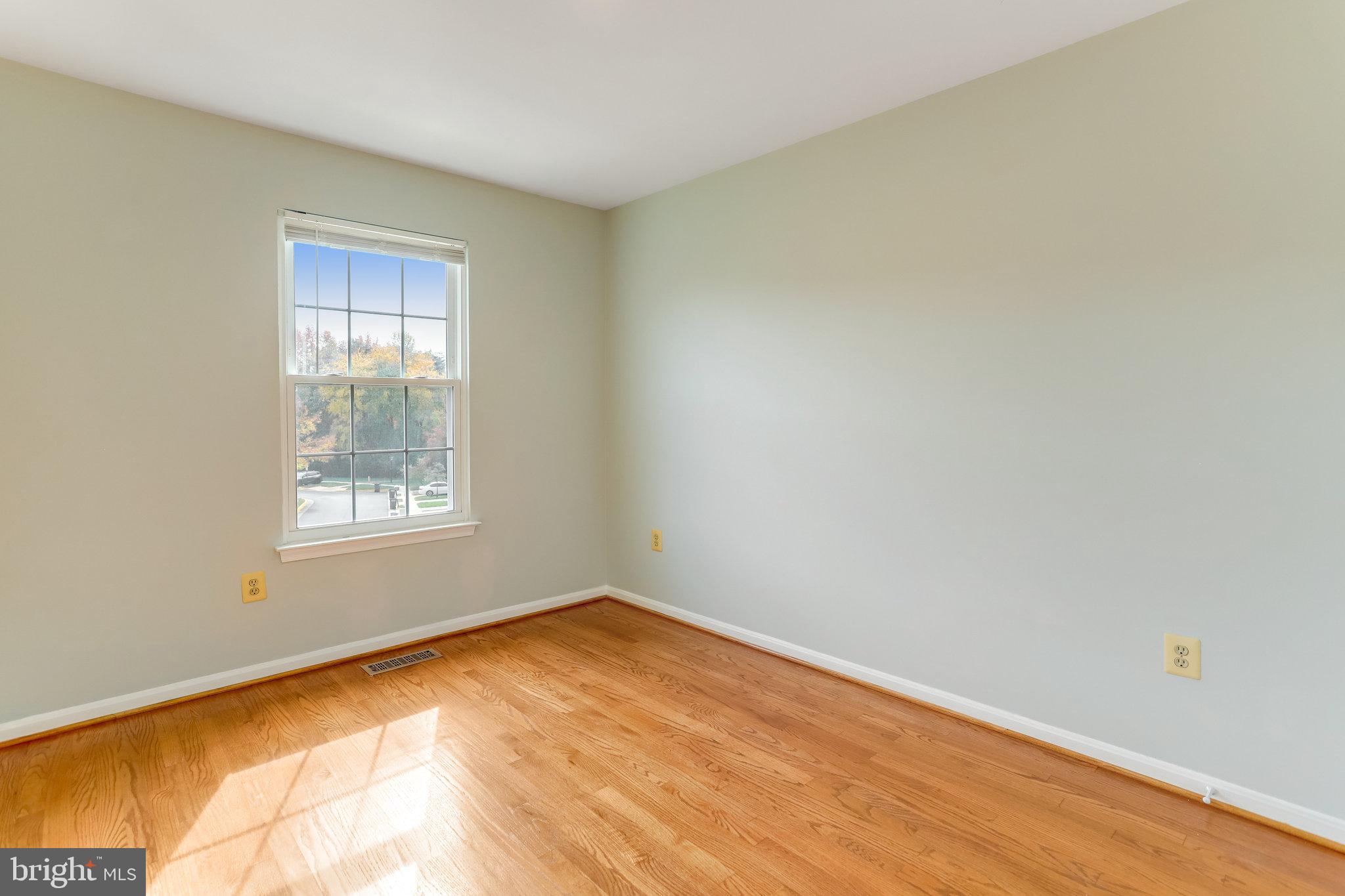 JAPONICA - Residential Lease