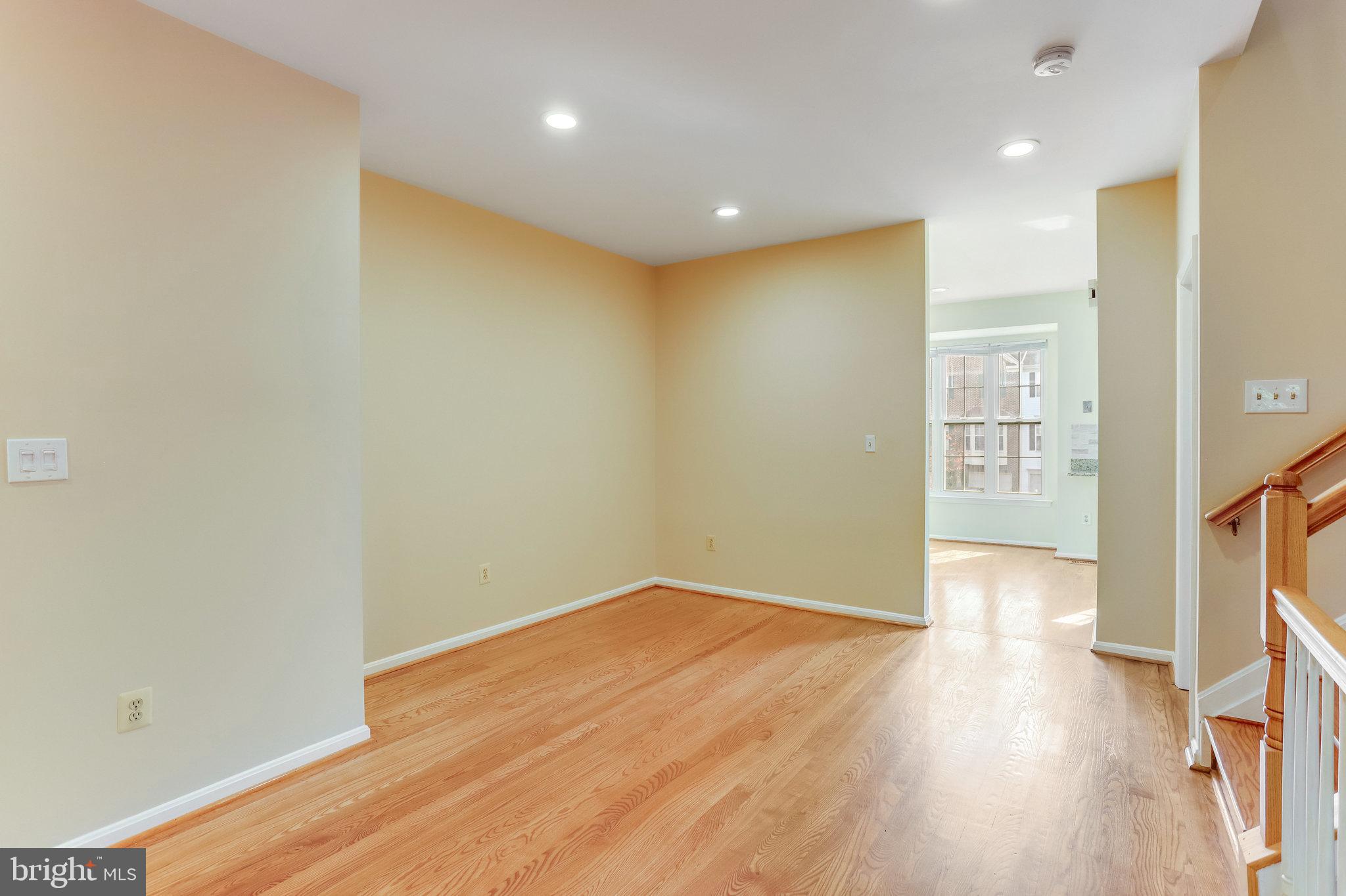 JAPONICA - Residential Lease